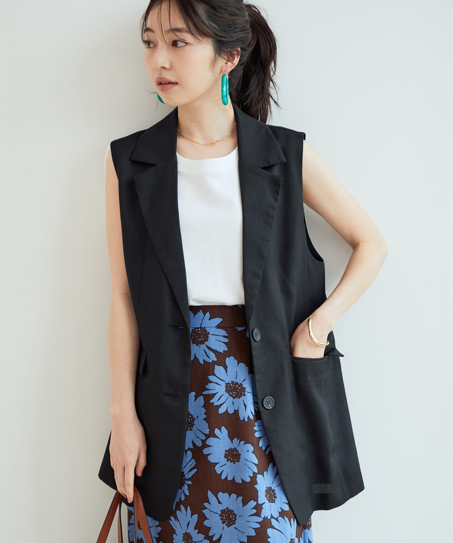 VIS テーラードジレ ビス トップス ベスト・ジレ ブラック ベージュ【送料無料】のサムネイル