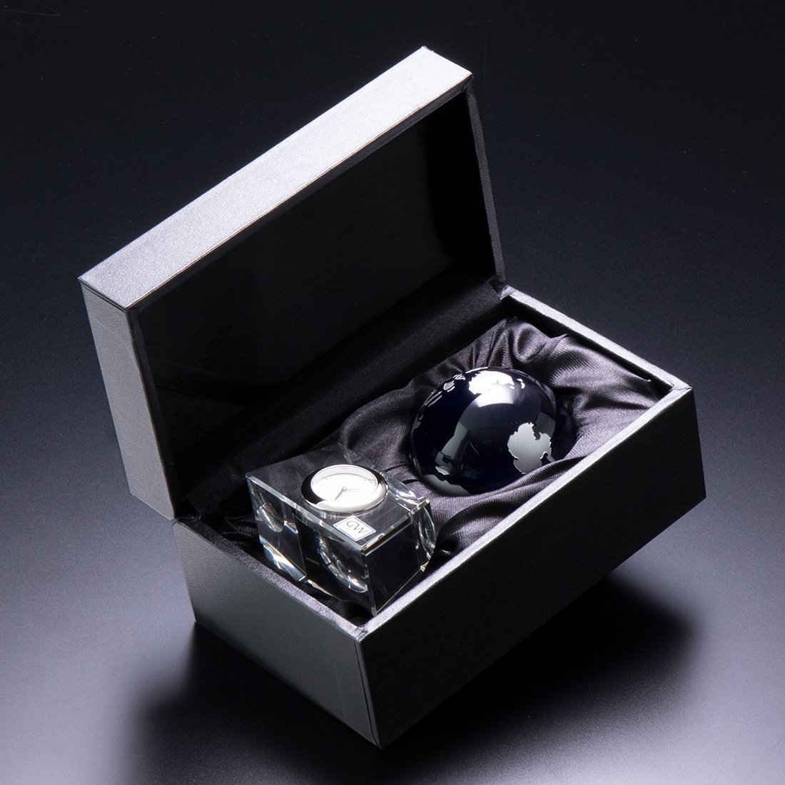 NARUMI 【公式】グラスワークス ブルーアース デスククロック(S) 9.5cm ナルミ インテリア・生活雑貨 時計 ブルー【送料無料】 [2]
