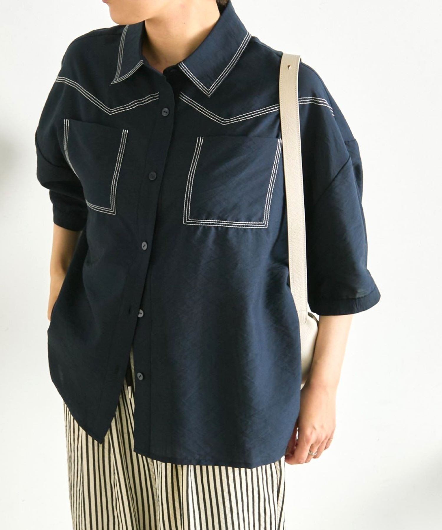 シアーデニムシャツ【SUM1 STYLE】 イア パピヨネ トップス シャツ・ブラウス ネイビー