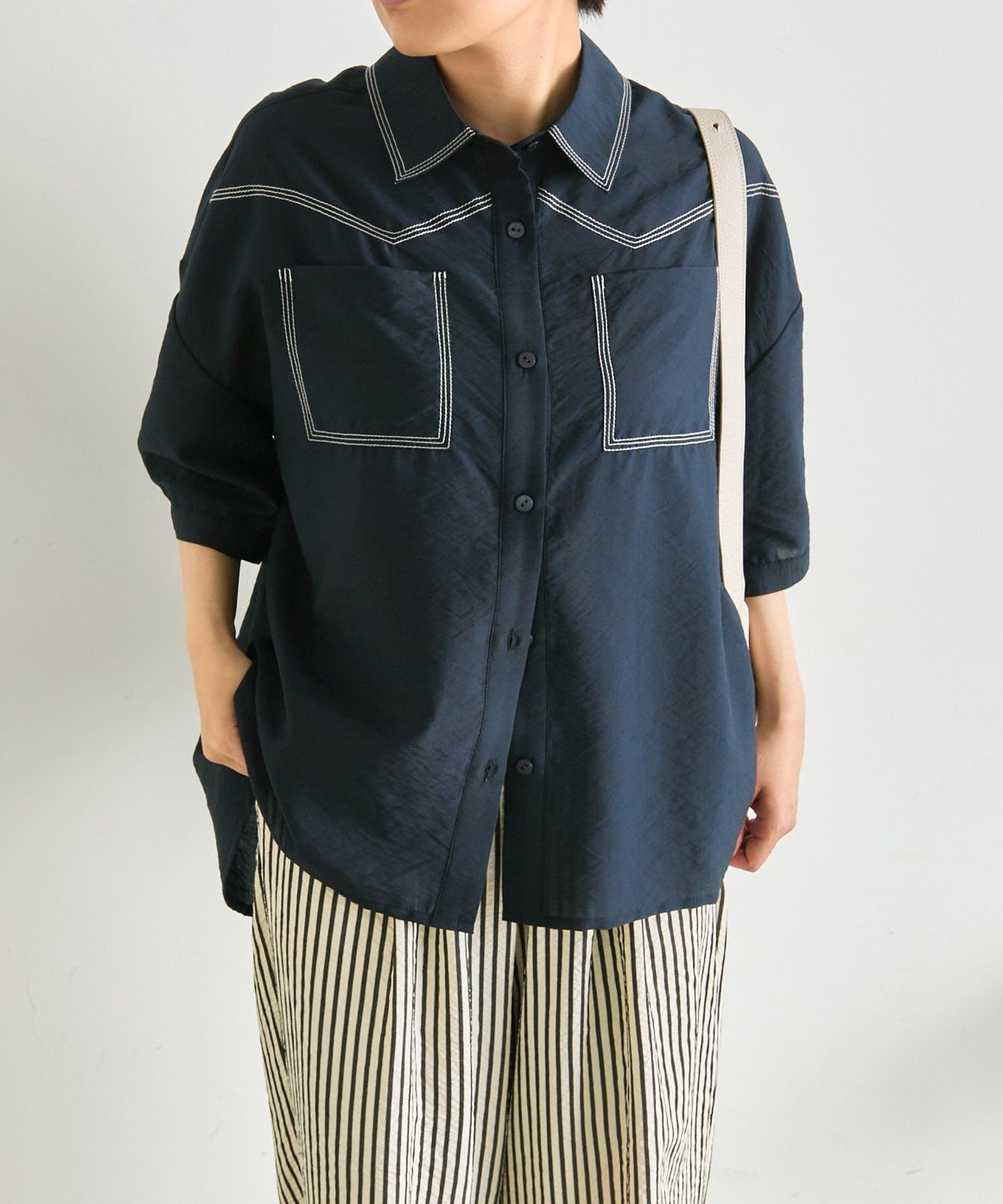 シアーデニムシャツ【SUM1 STYLE】 イア パピヨネ トップス シャツ・ブラウス ネイビー