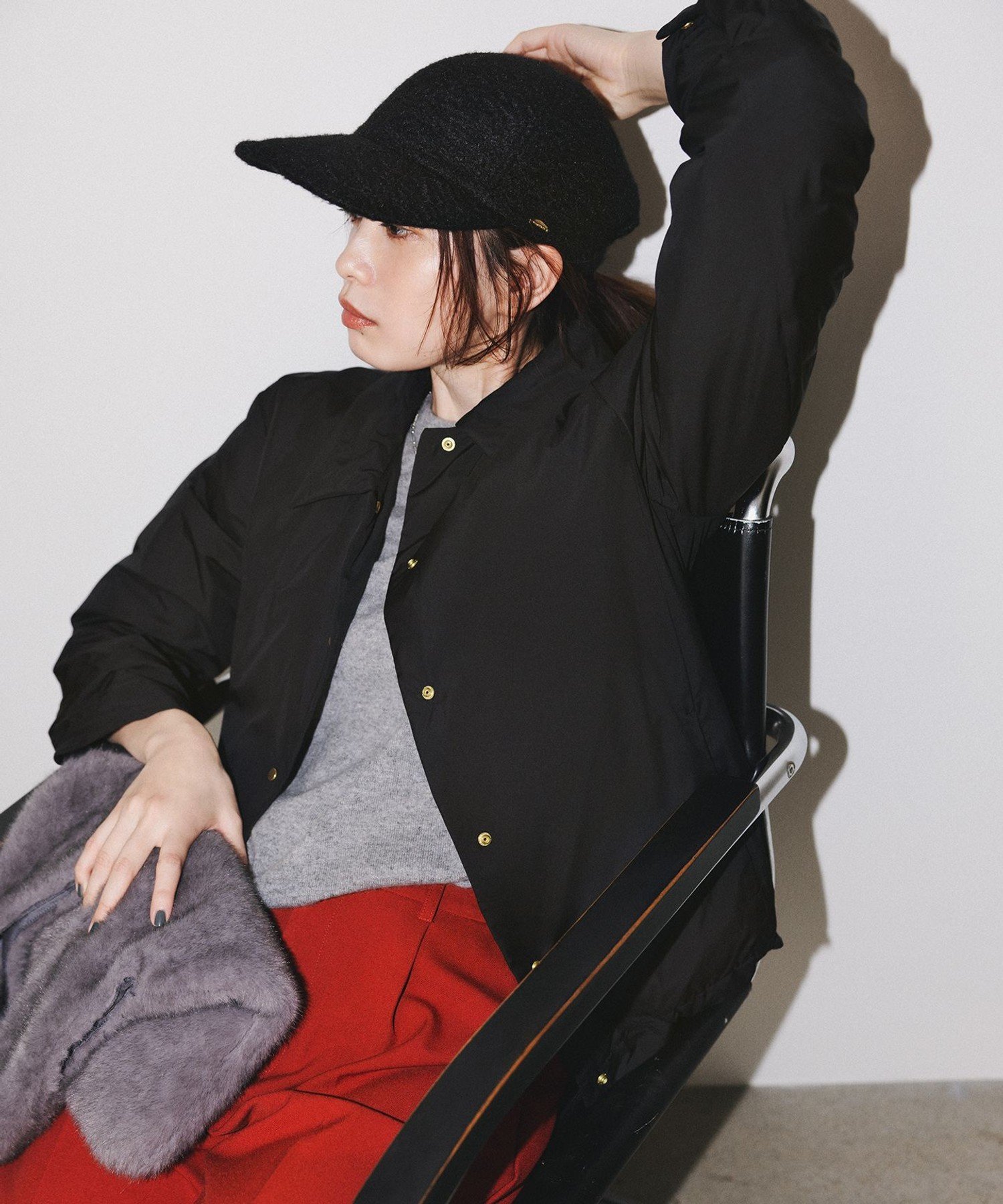 自由区 【カタログ掲載】ライトダウンコーチ ジャケット ジユウク ジャケット・アウター ダウンジャケット・ダウンベスト グレー ブラック【送料無料】のサムネイル