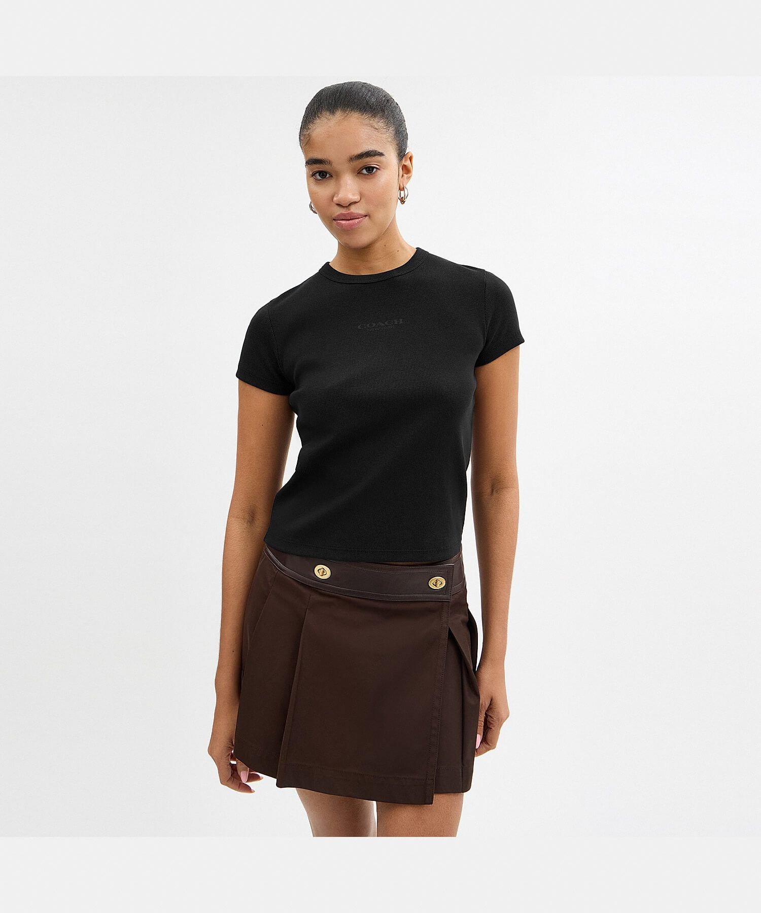 COACH OUTLET 【公式】ニューヨーク リブド Tシャツ コーチ アウトレット トップス カットソー・Tシャツ ブラック