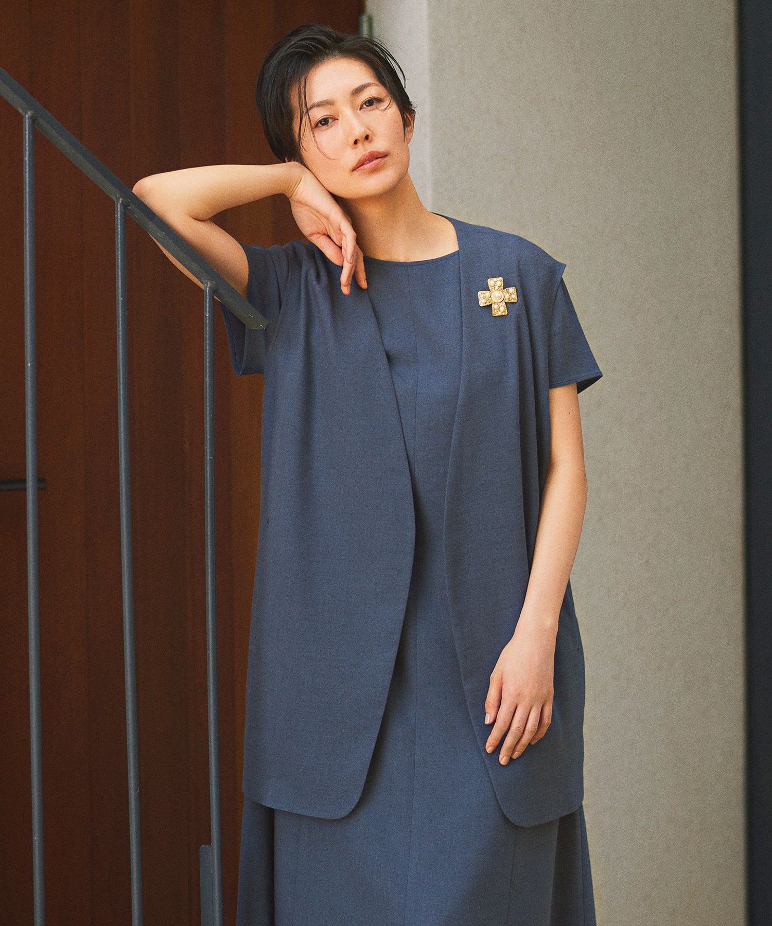 【SALE／50%OFF】自由区 【カタログ掲載・接触冷感・UVカット・洗える】リネンミックスツィル ジレ ジ..