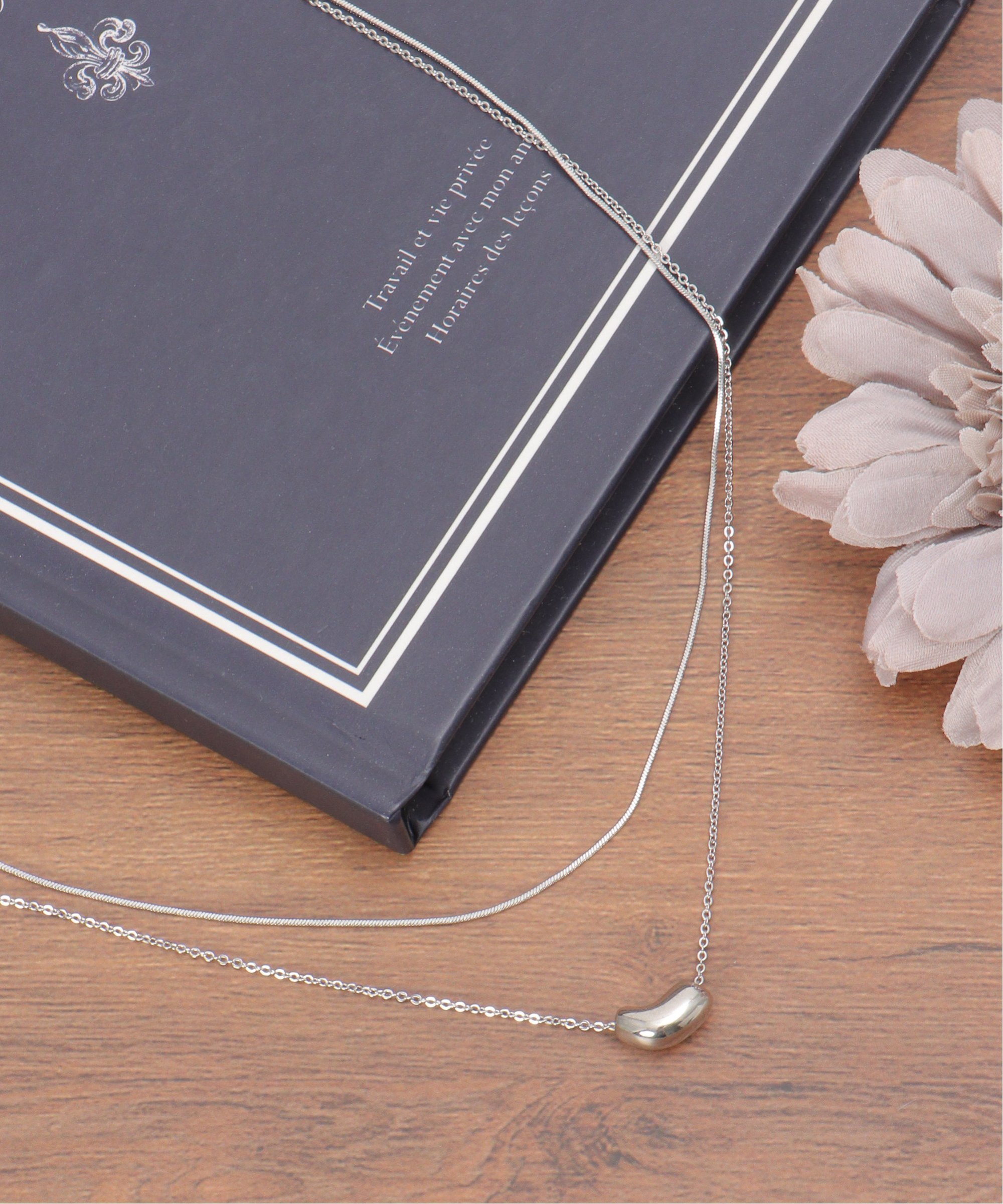 ikka ビーン2連ネックレス イッカ アクセサリー・腕時計 その他のアクセサリー・腕時計 シルバー ゴールド