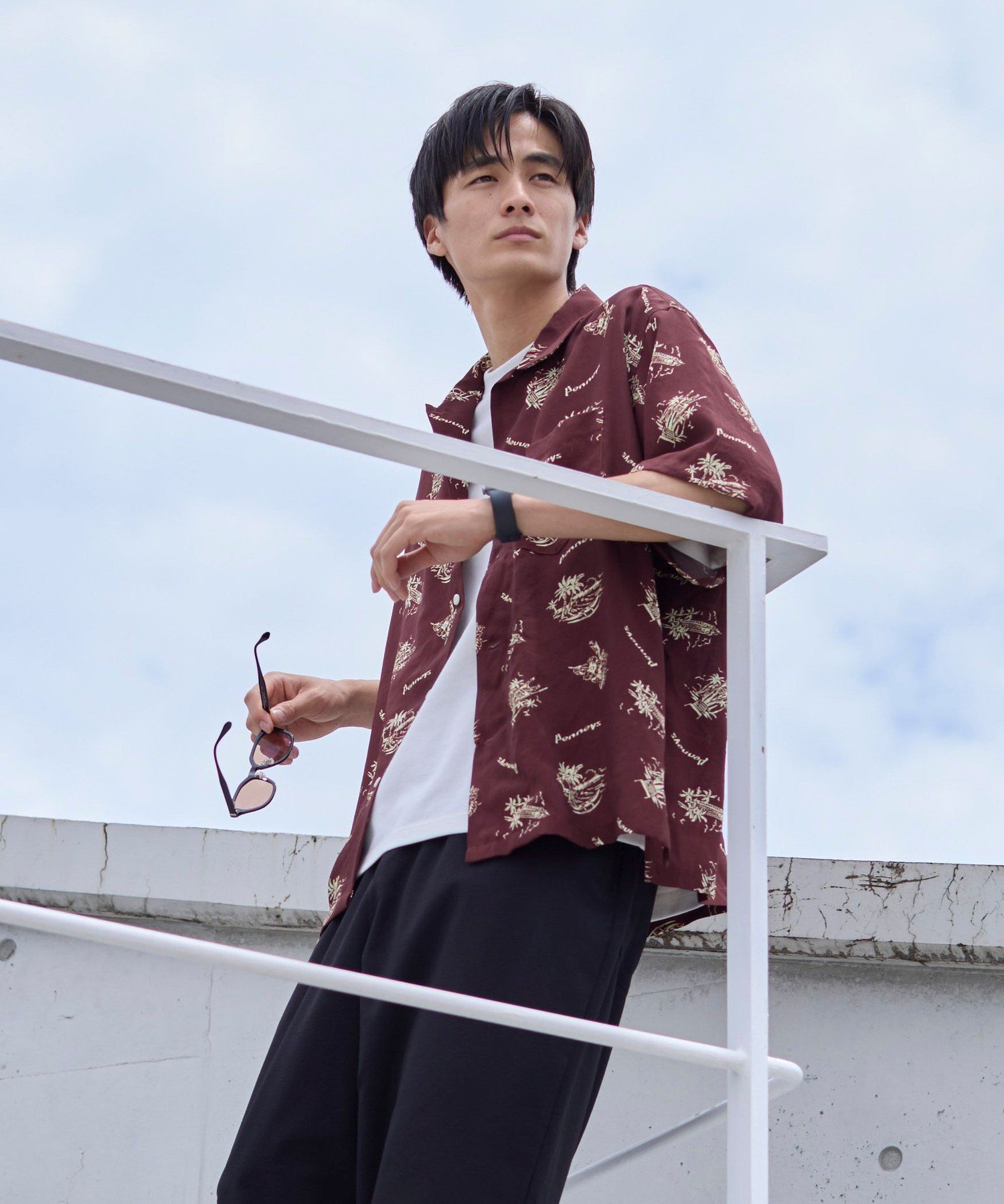 PenneysHAWAII(ペニーズハワイ)別注トロピカル柄シャツ コーエン トップス シャツ・ブラウス ブラウン ブルー