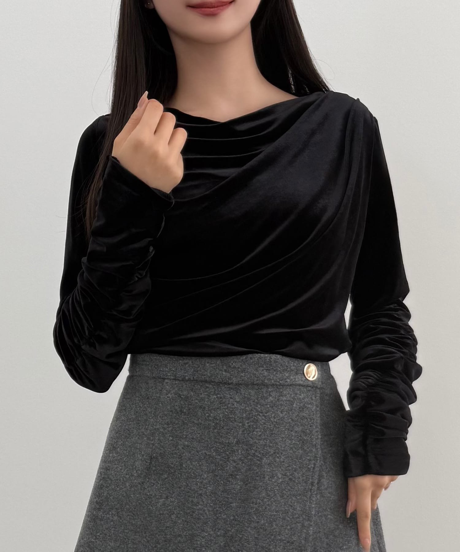 【SALE／31%OFF】JUNOAH CENEA ドレープベロアトップス ジュノア トップス シャツ・ブラウス ブラウン ブラック グレーのサムネイル