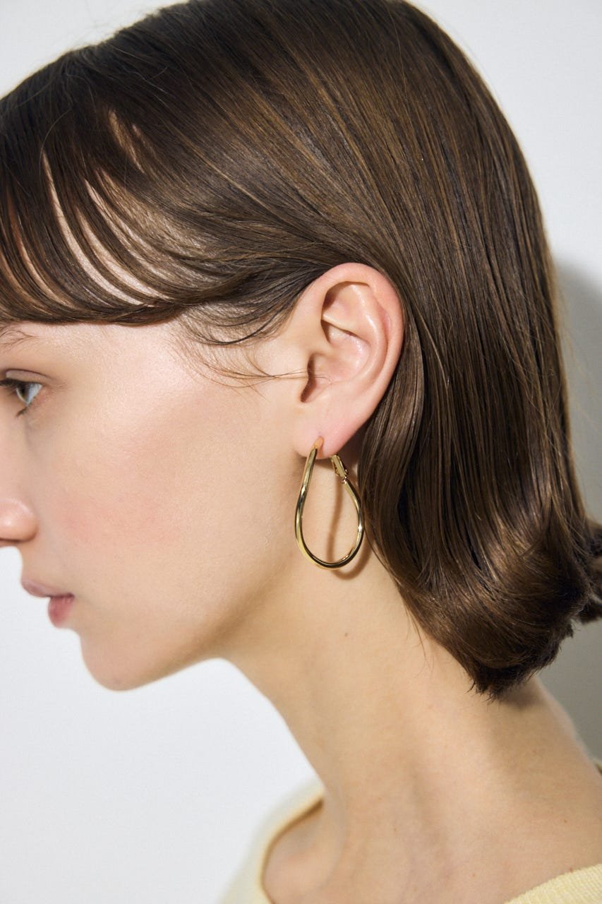 AZUL BY MOUSSY ニュアンスカーブビッグフープピアス アズールバイマウジー アクセサリー・腕時計 その他のアクセサリー・腕時計