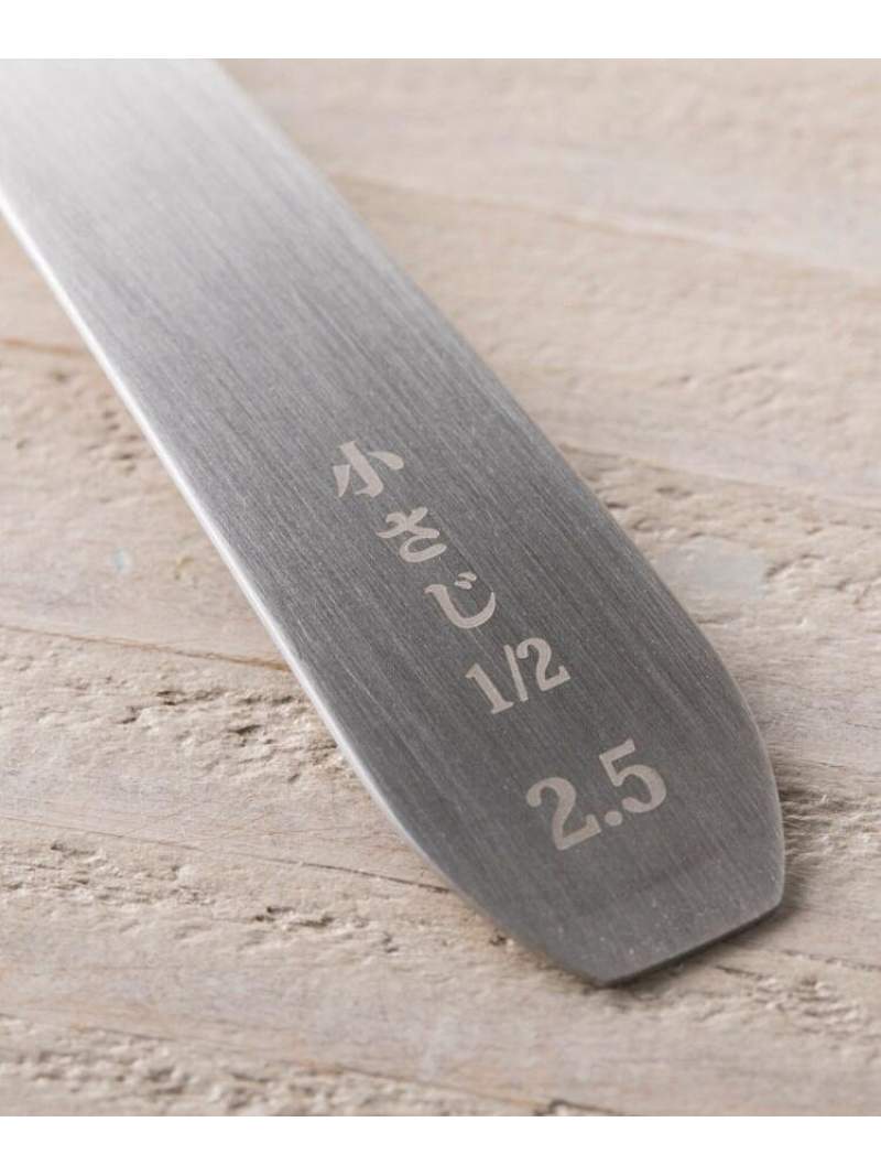 212 KITCHEN STORE GL オーバル型計量スプーン 小さじ1/2 ＜SELECT100 セレクト100＞ トゥーワントゥーキッチンストア 食器・調理器具・キッチン用品 その他の食器・調理器具・キッチン用品 レッド stylife-13167740 Rakuten Fashion サンプル画像3