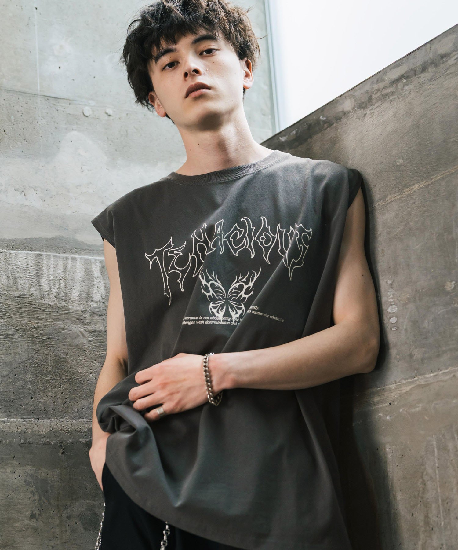 Rocky Monroe ピグメントライクグラフィックプリントノースリーブ ロッキーモンロー トップス ノースリーブ・タンクトップ