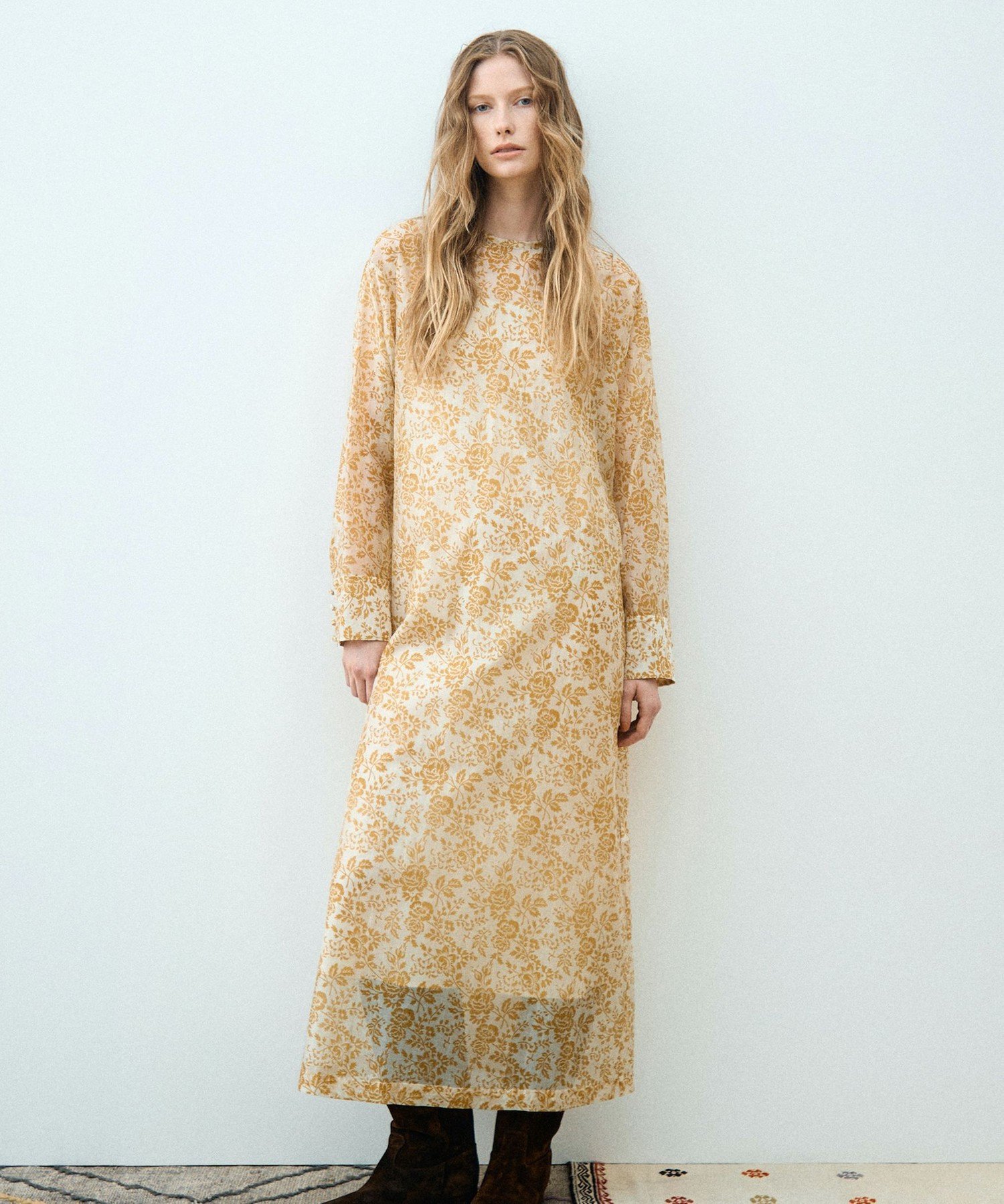 【SALE／50%OFF】SOULEIADO セルロースポリエステルプリント クルーネックワンピース トゥモローランド ワンピース・ドレス ワンピース ベージュ パープル【送料無料】