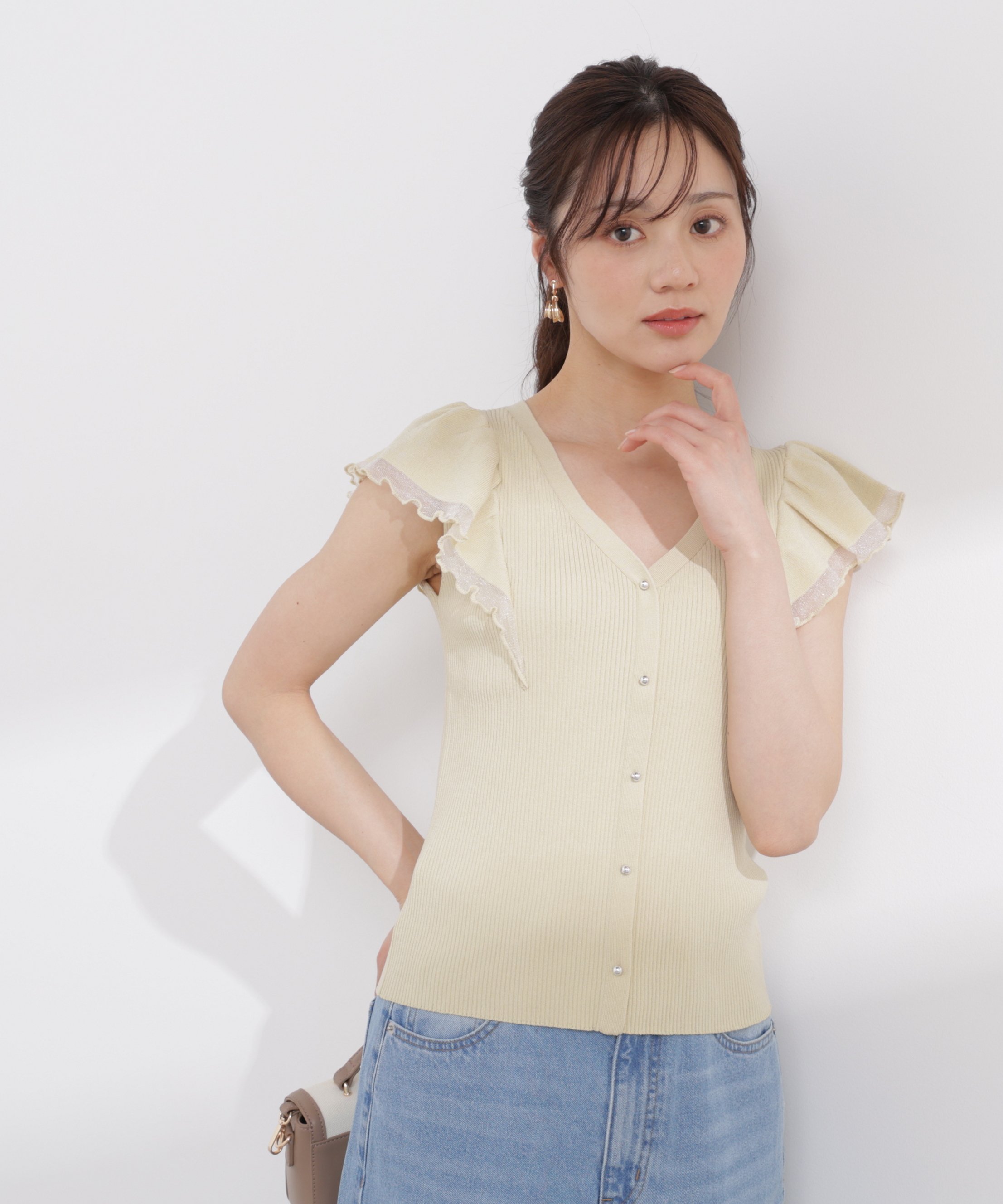 PROPORTION BODY DRESSING 部分シアーラッフルニット 26SS プロポーションボディドレッシング トップス ニット ベージュ イエロー ブラック