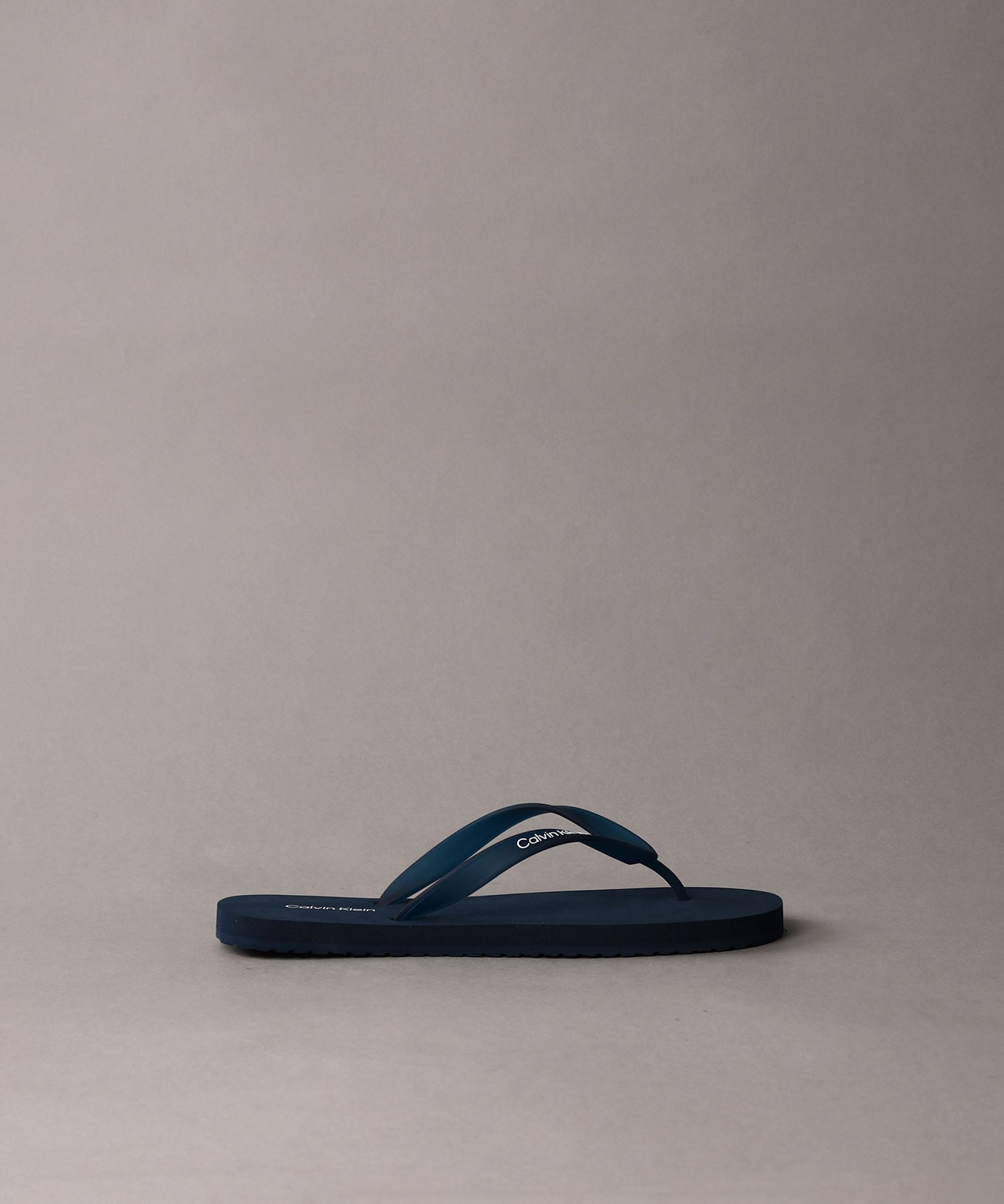 Calvin Klein Jeans Accessory (M)【公式ショップ】 カルバンクライン サンダル - ビーチサンダル Calvin Klein Jeans Accessory HM02105 カルバン・クライン シューズ・靴 サンダル ネイビー ブラック【送料無料】