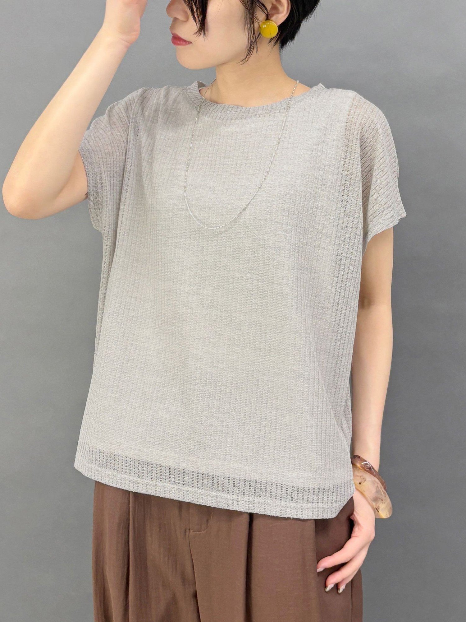 NICOLE white 透け感のあるシアートップス*タンクセット ニコル クラブ トップス カットソー・Tシャツ ホワイト グレー ブラック グリーン