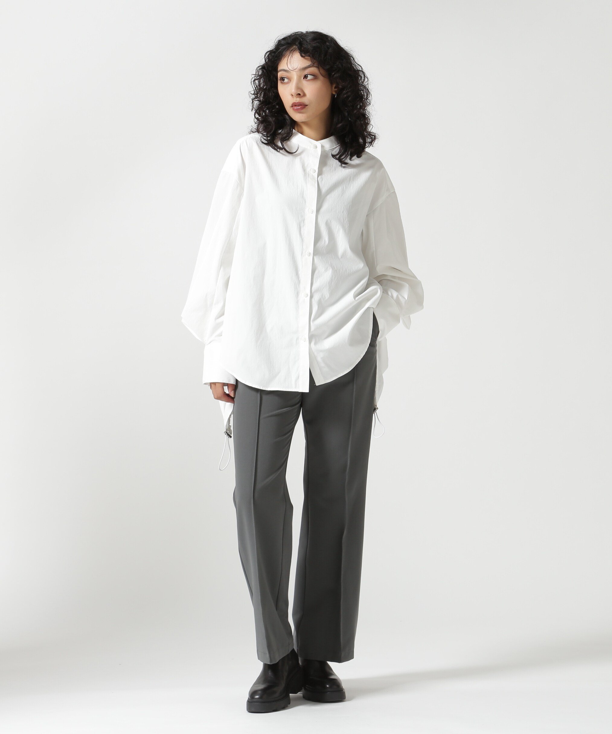 DROIT BELLO(ドロイトベロ)センターシームフレアスラックス ビーセカンド パンツ その他のパンツ グレー ブラック