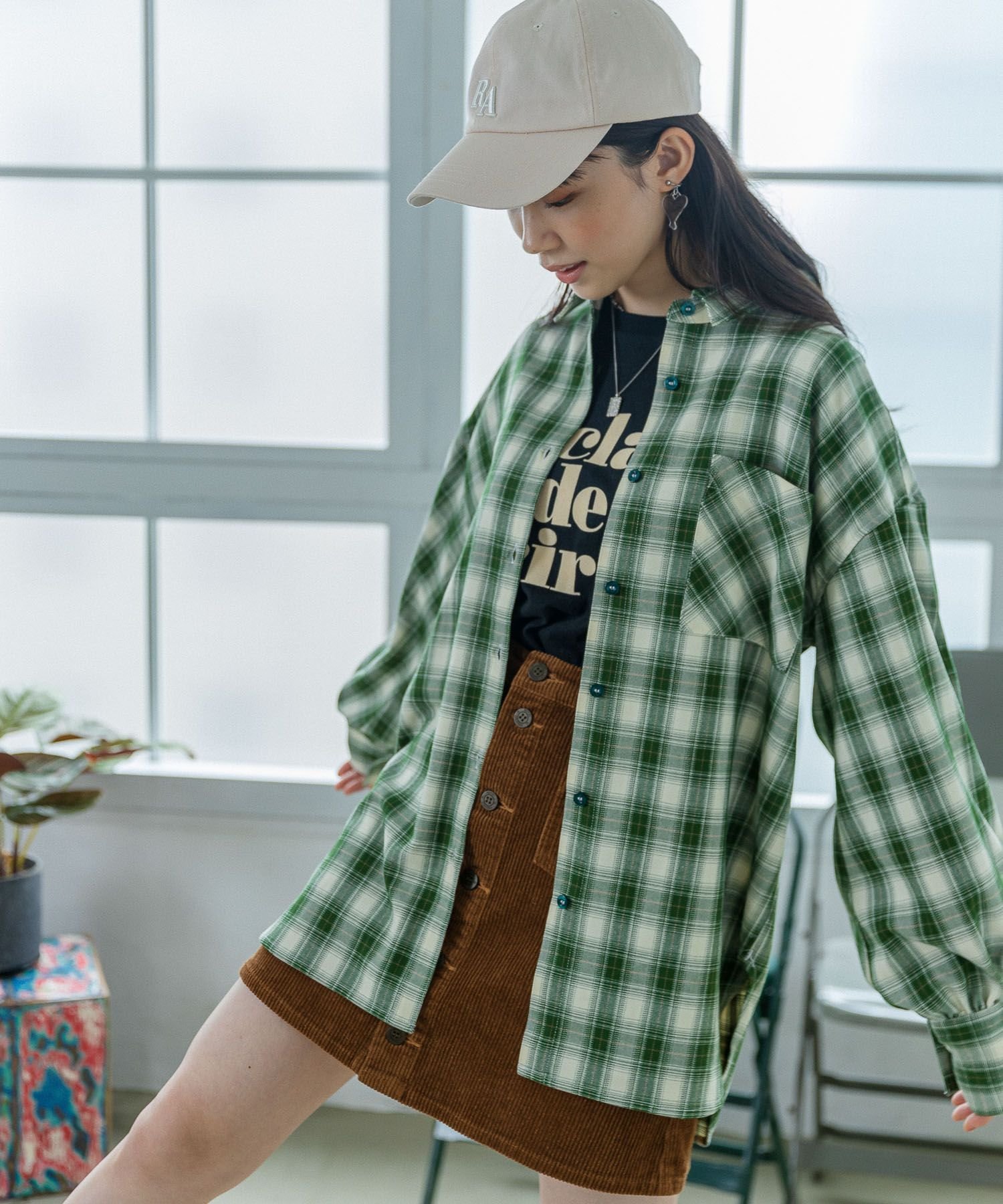 【SALE／60%OFF】repipi armario (K)オンブレCHルーズSHLS レピピアルマリオ トップス その他のトップス グリーン ブラウン ブラックのサムネイル