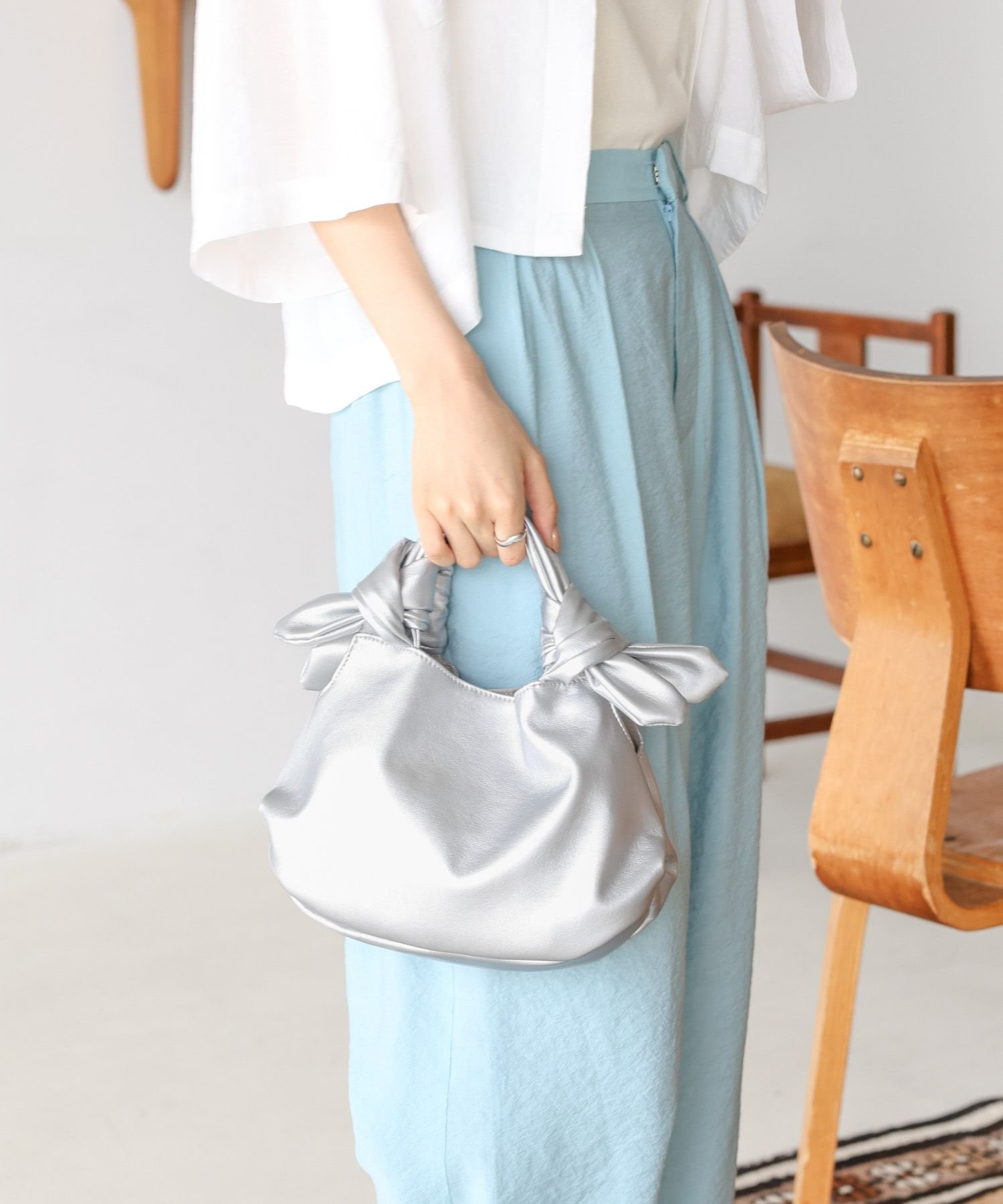 【SALE／50%OFF】LEPSIM フェイクレザー結びミニバッグ レプシィム バッグ ハンドバッグ レッド ブラッ..