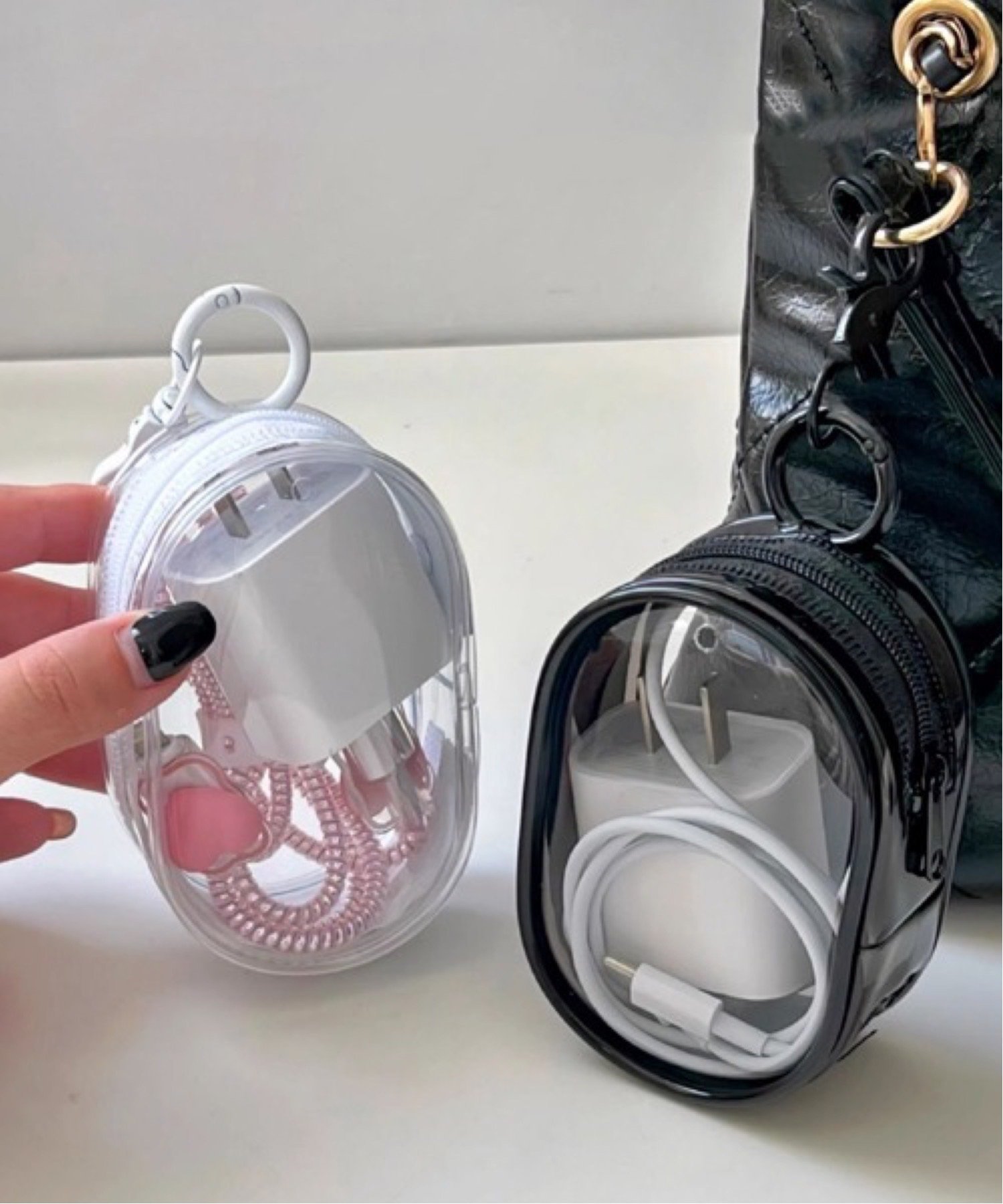 Pochi Pouch Pochi Pouch/(W)Pochi Pouch/ミニ カラビナ付き クリア オーガナイザー チェルカ 財布・ポーチ・ケース ポーチ ホワイト ブラック