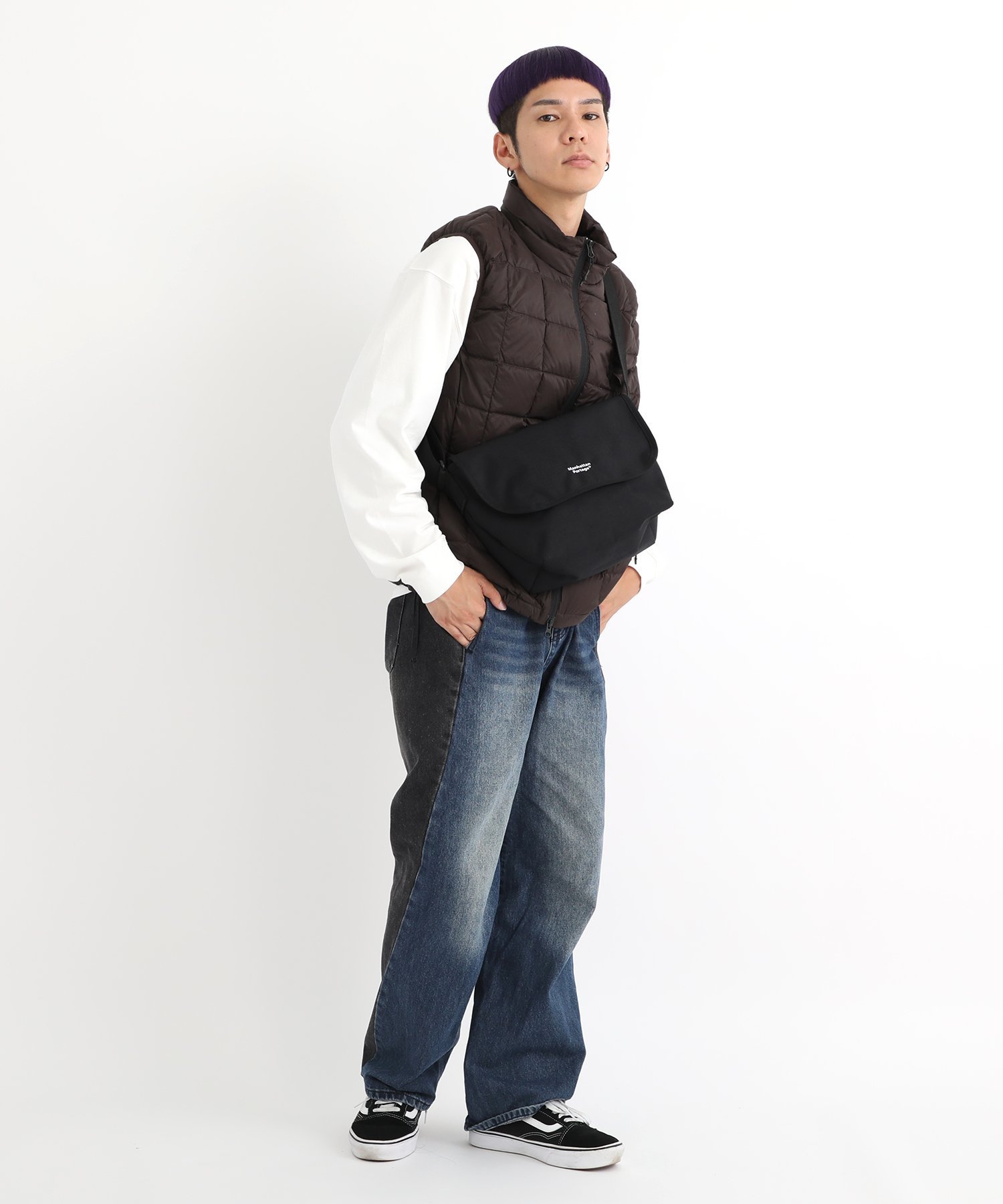 Manhattan Portage Nylon Messenger Bag JR Back Pocket W/ Divider Magnet 1605JRBPDMGNT マンハッタンポーテージ バッグ ショルダーバッグ ブラック【送料無料】