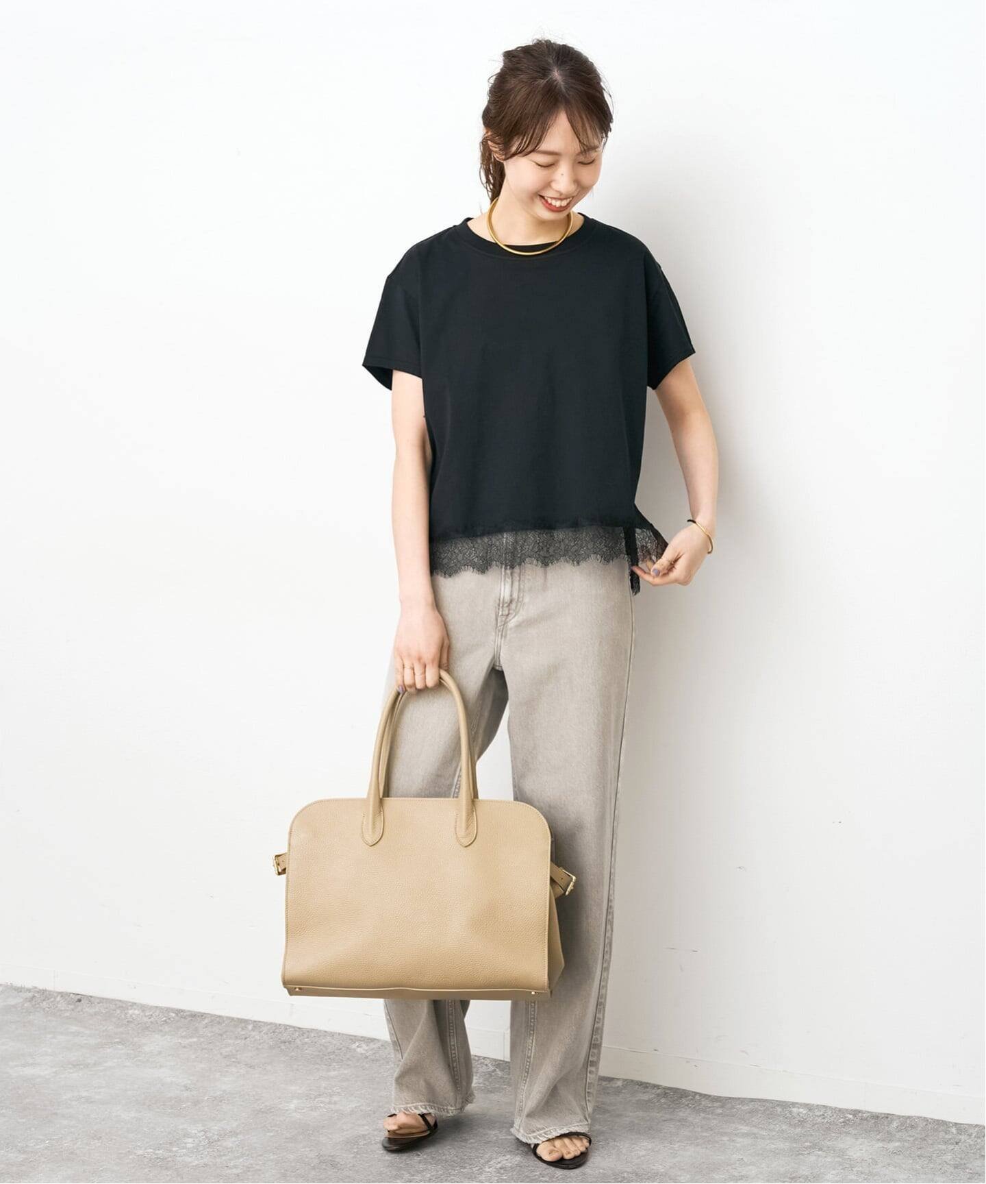 Spick & Span 《追加2》ヘムレース付きTシャツ スピックアンドスパン トップス カットソー・Tシャツ ブラック ホワイト