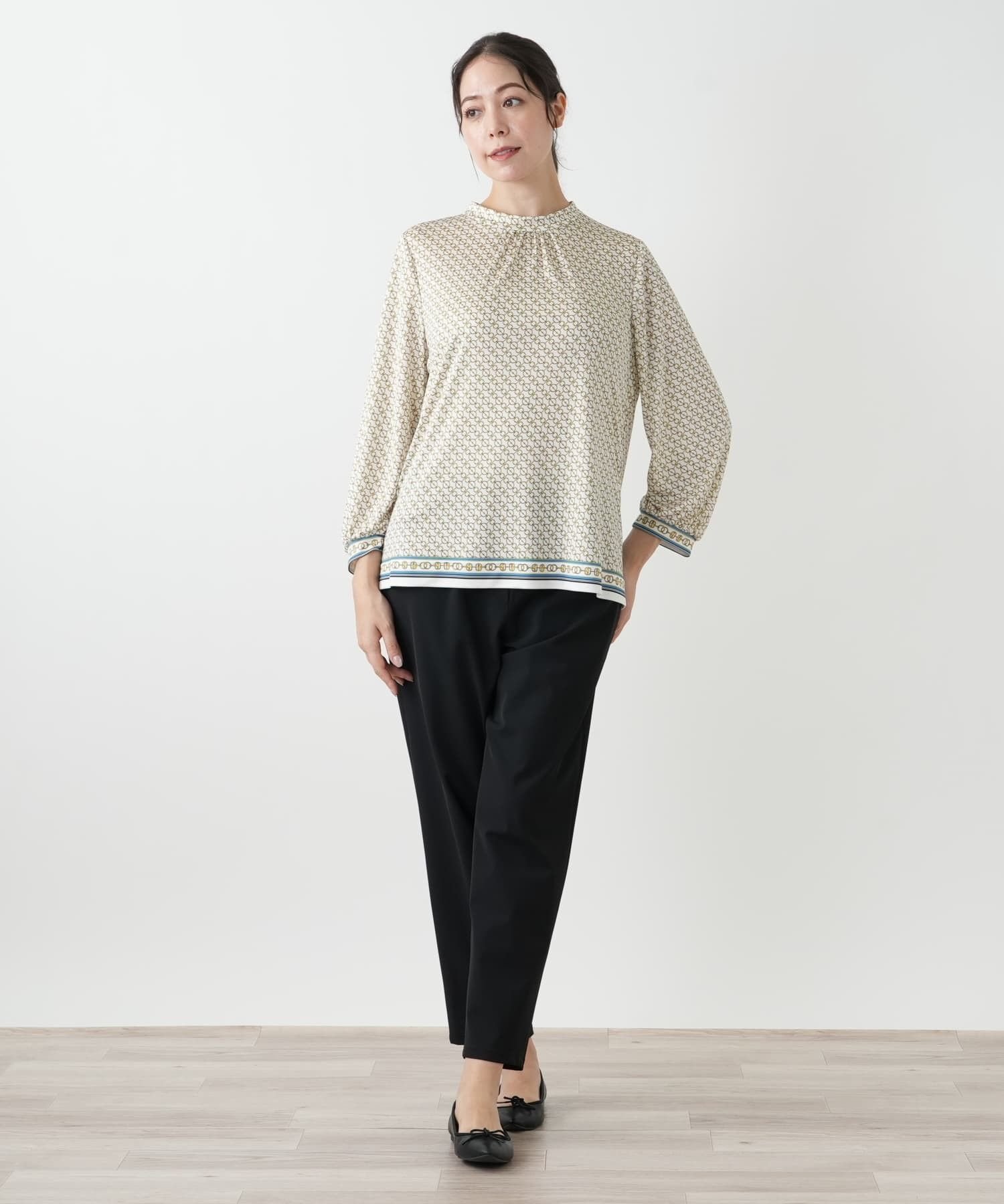 Leilian PLUS HOUSE プリントスタンドカラーカットソー レリアン プラスハウス トップス カットソー・Tシャツ ネイビー ベージュ