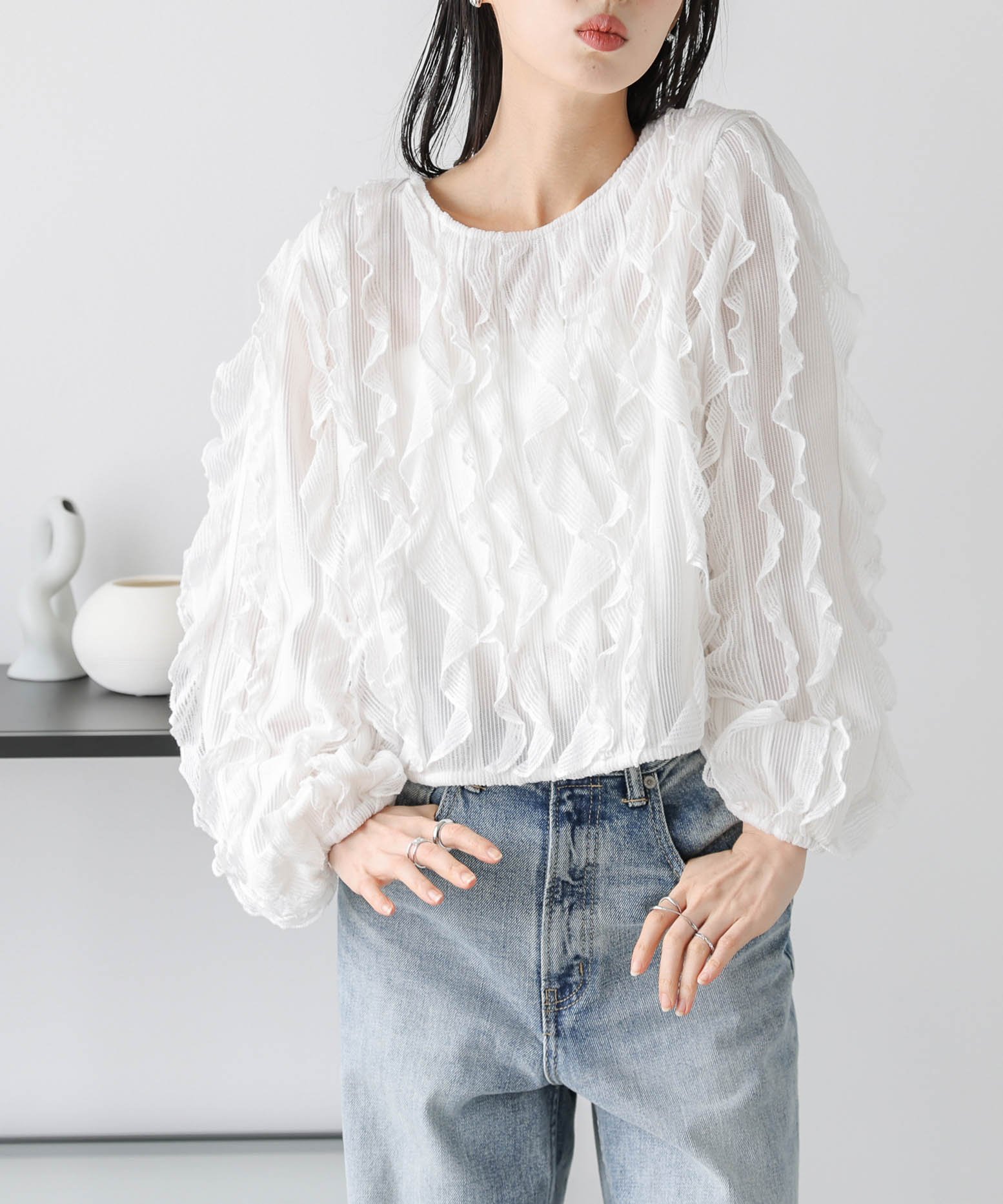La-gemme シアーフリルトップス ラジュール トップス シャツ・ブラウス ブラック ホワイト