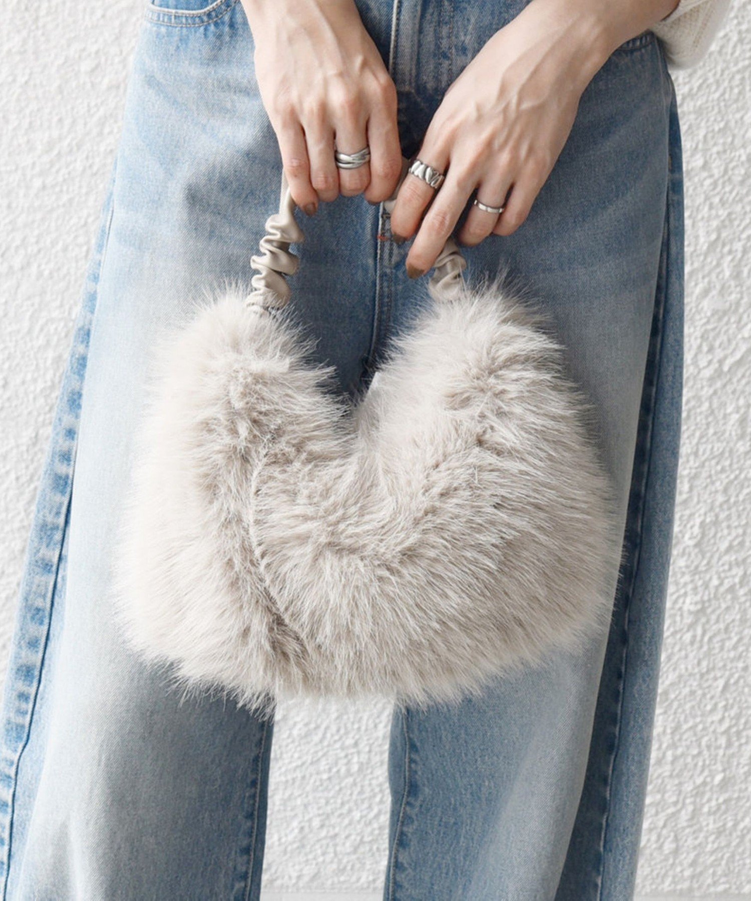 SHIPS any 《追加予約》SHIPS any: 2WAY フェイクファー ギャザー ショルダー バッグ シップス バッグ ショルダーバッグ ベージュ【送料無料】のサムネイル