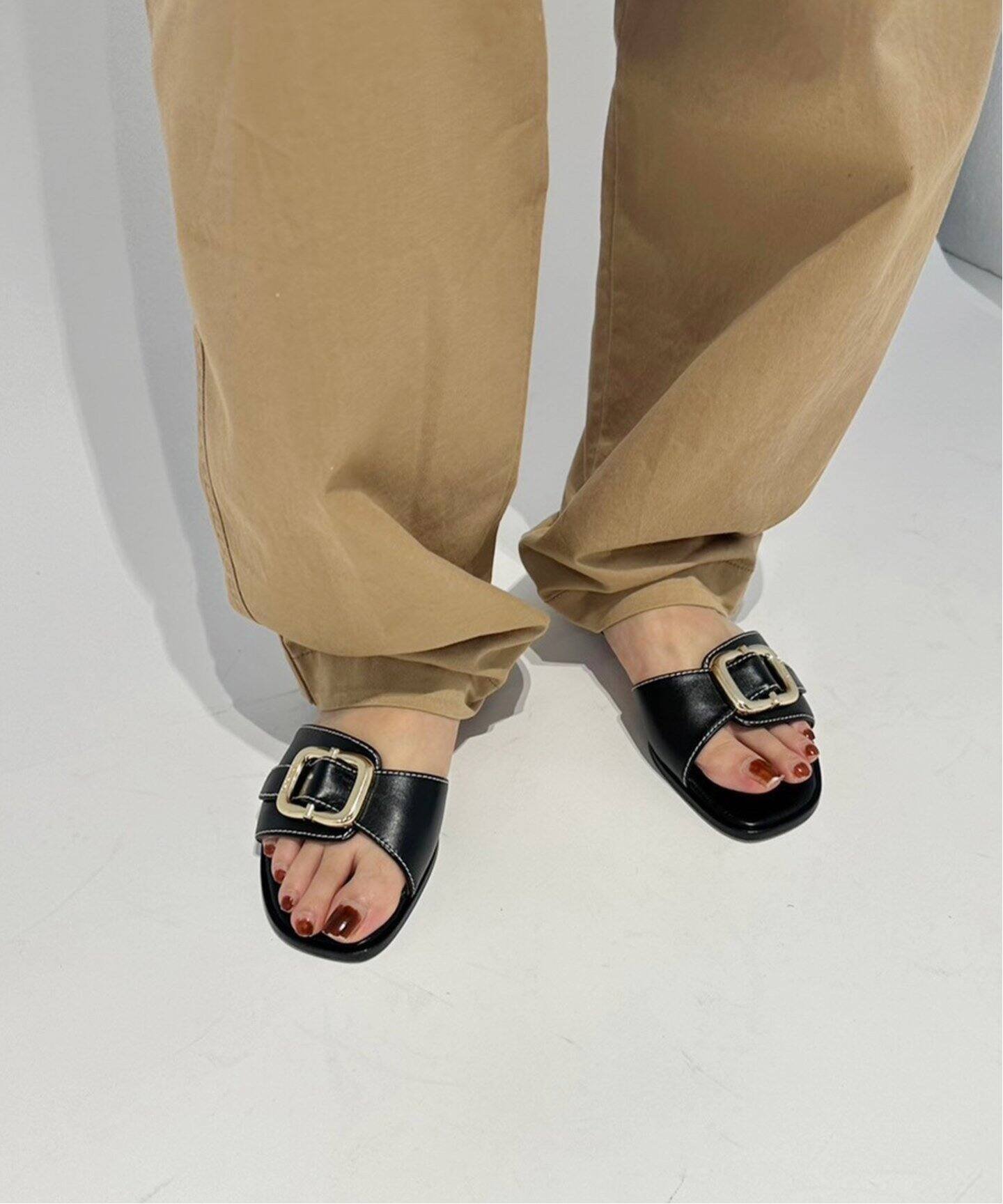 【SALE／30%OFF】EDIT.FOR LULU 【FLATTERED/フラッタード】MIMI バックルフラットサンダル エディット フォー ルル シューズ・靴 サンダル ブラック ピンク【送料無料】のサムネイル