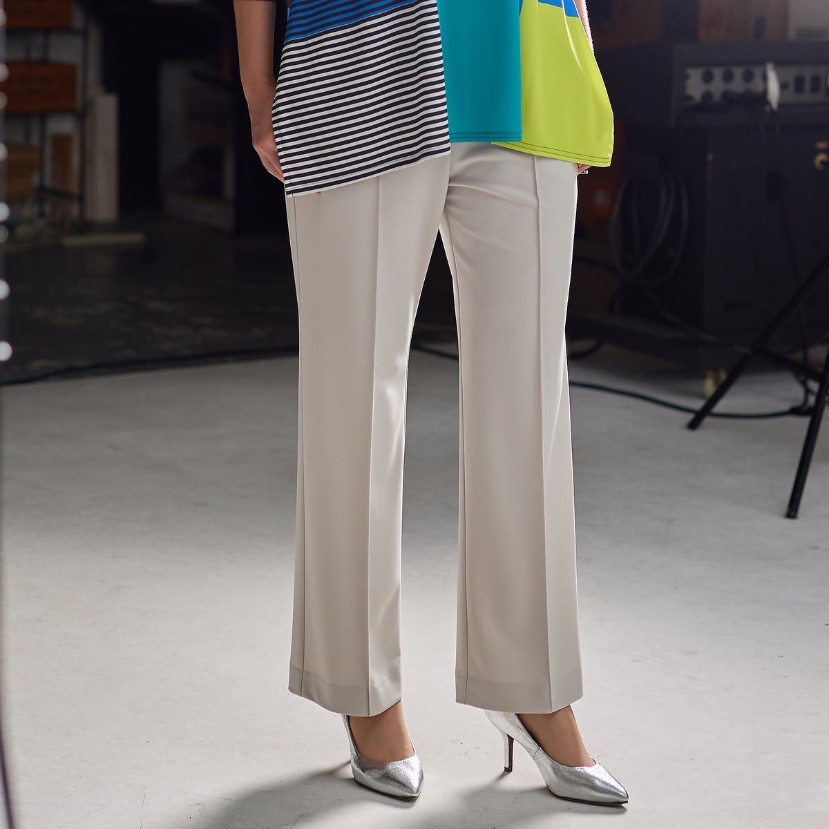 Liliane Burty 【L~4L・セットアップ対応】モックロディポンチパンツ リリアンビューティ パンツ その他のパンツ ベージュ ネイビー