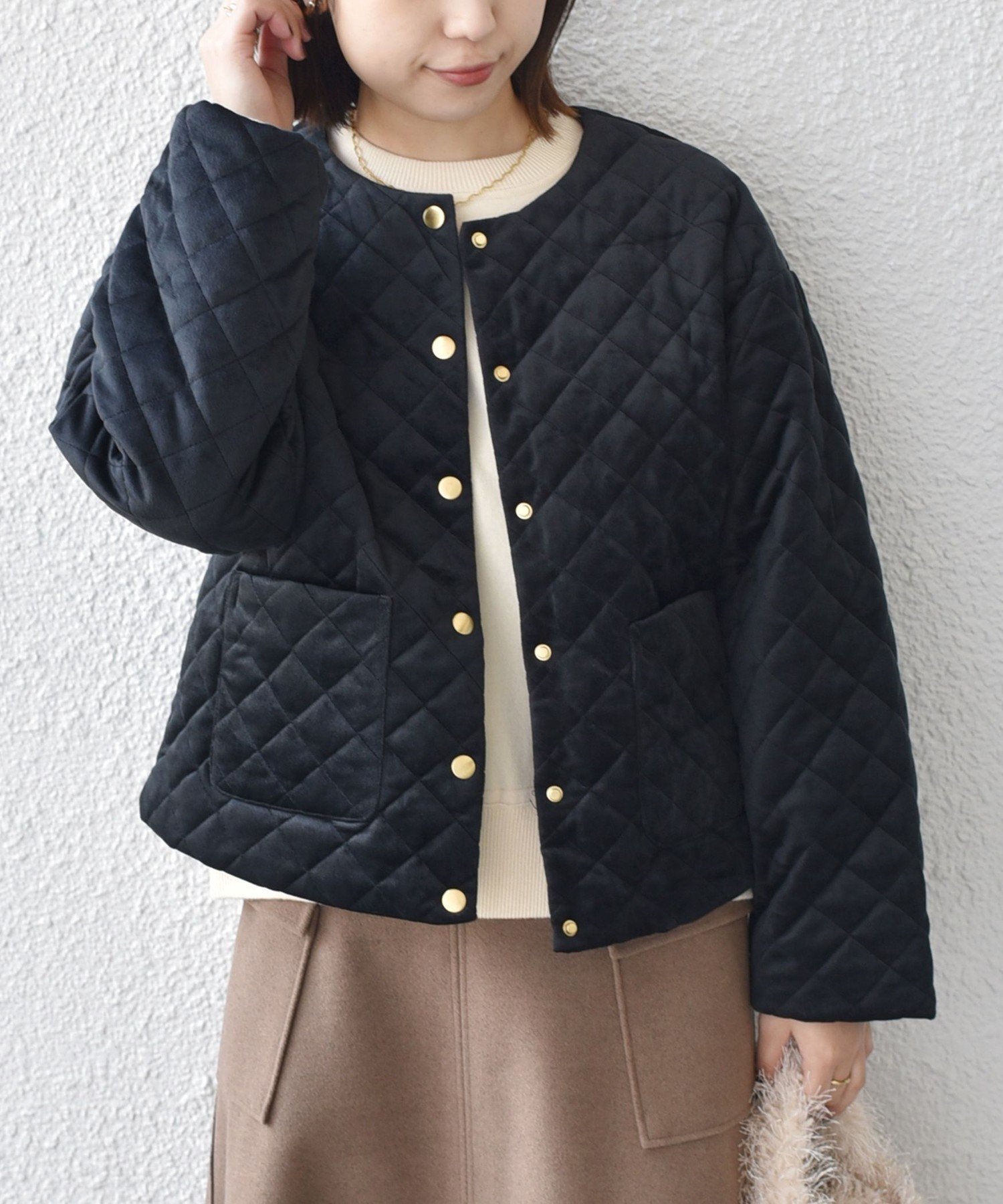 SHIPS Colors SHIPS Colors:ポリエステルベロア ノーカラー キルティング ジャケット シップス ジャケット・アウター その他のジャケット・アウター ブラウン ブラック【送料無料】のサムネイル