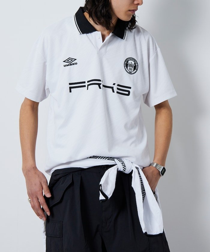 【SALE／10%OFF】UMBRO 別注 Soccer Game Harf Sleeve Shirt Triple Logo フリークスストア トップス ポロシャツ ホワイト グリーン ネイビー【送料無料】