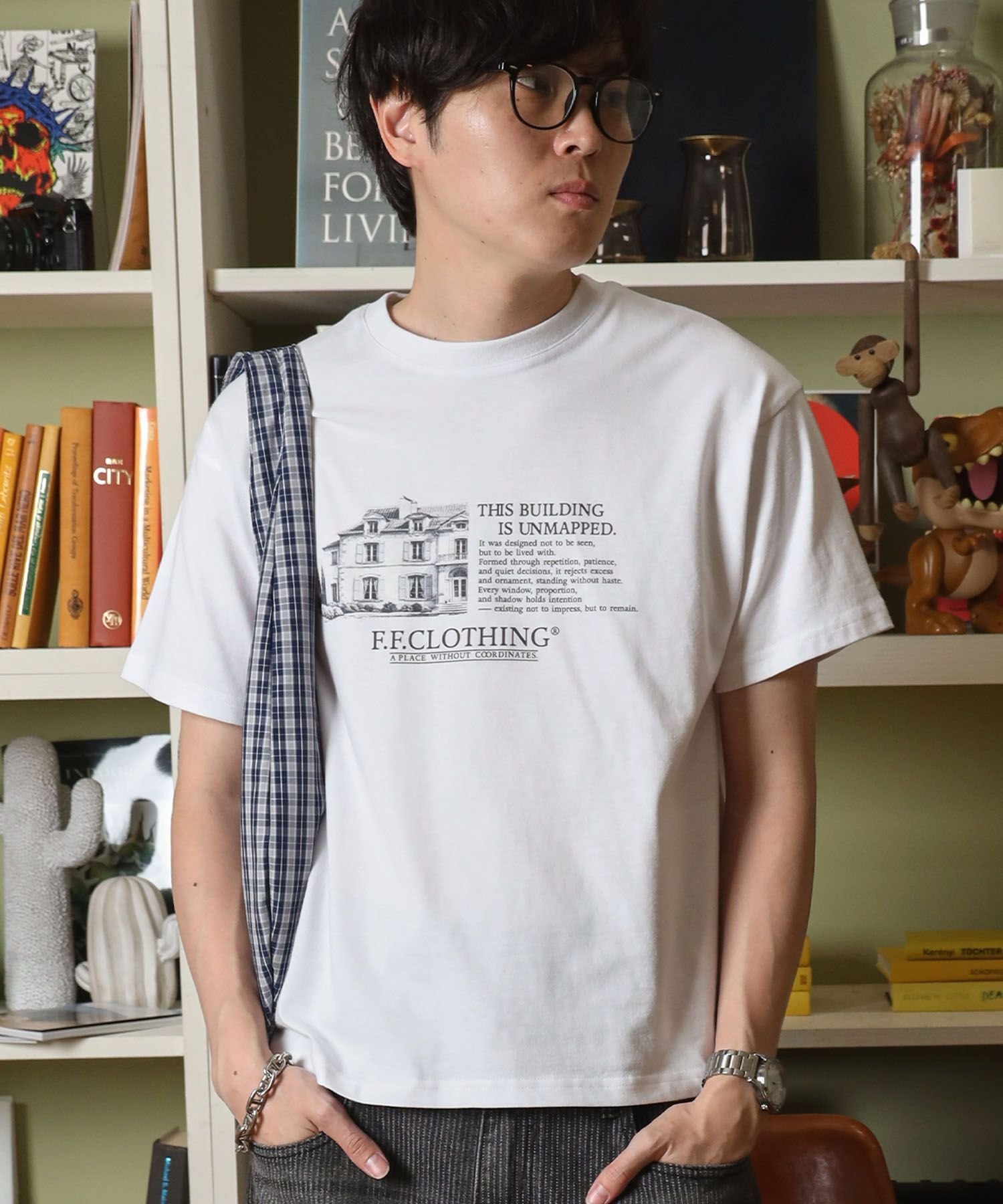 FFEIN 【FFEIN(フェイン)】メッセージロゴショート丈Tシャツ / Tシャツ クルーネック 半袖 【短丈】 ナバル トップス カットソー・Tシャツ ネイビー ホワイト ブラック