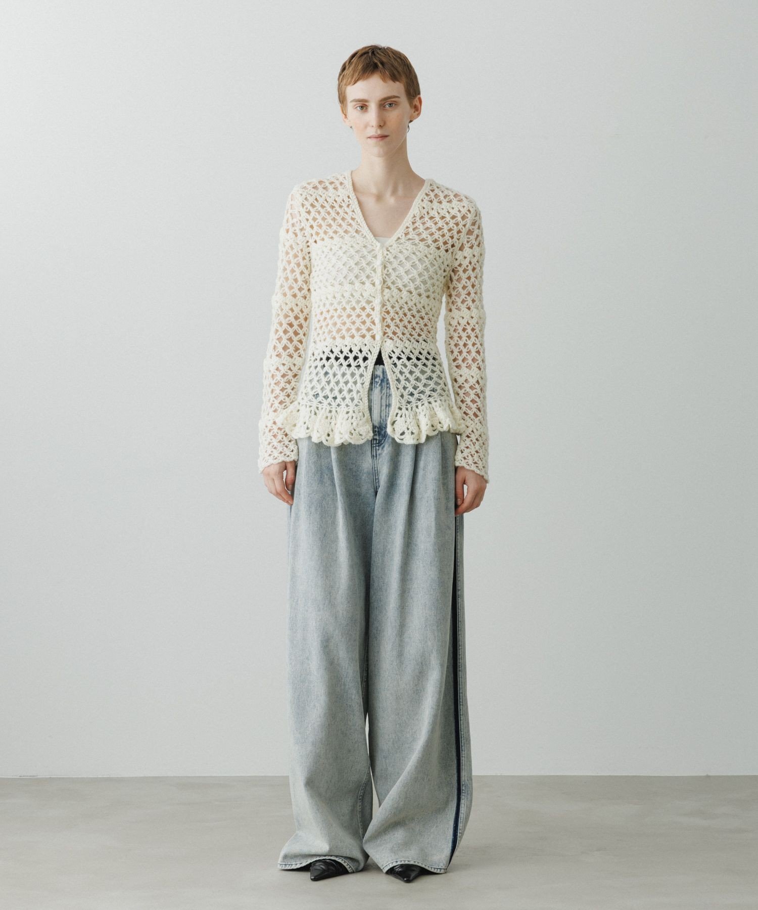 【SALE／40%OFF】ADAM ET ROPE' FEMME 【EMOELLE】クロシェカーディガン アダムエロペ トップス カーディガン ベージュ グレー【送料無料】
