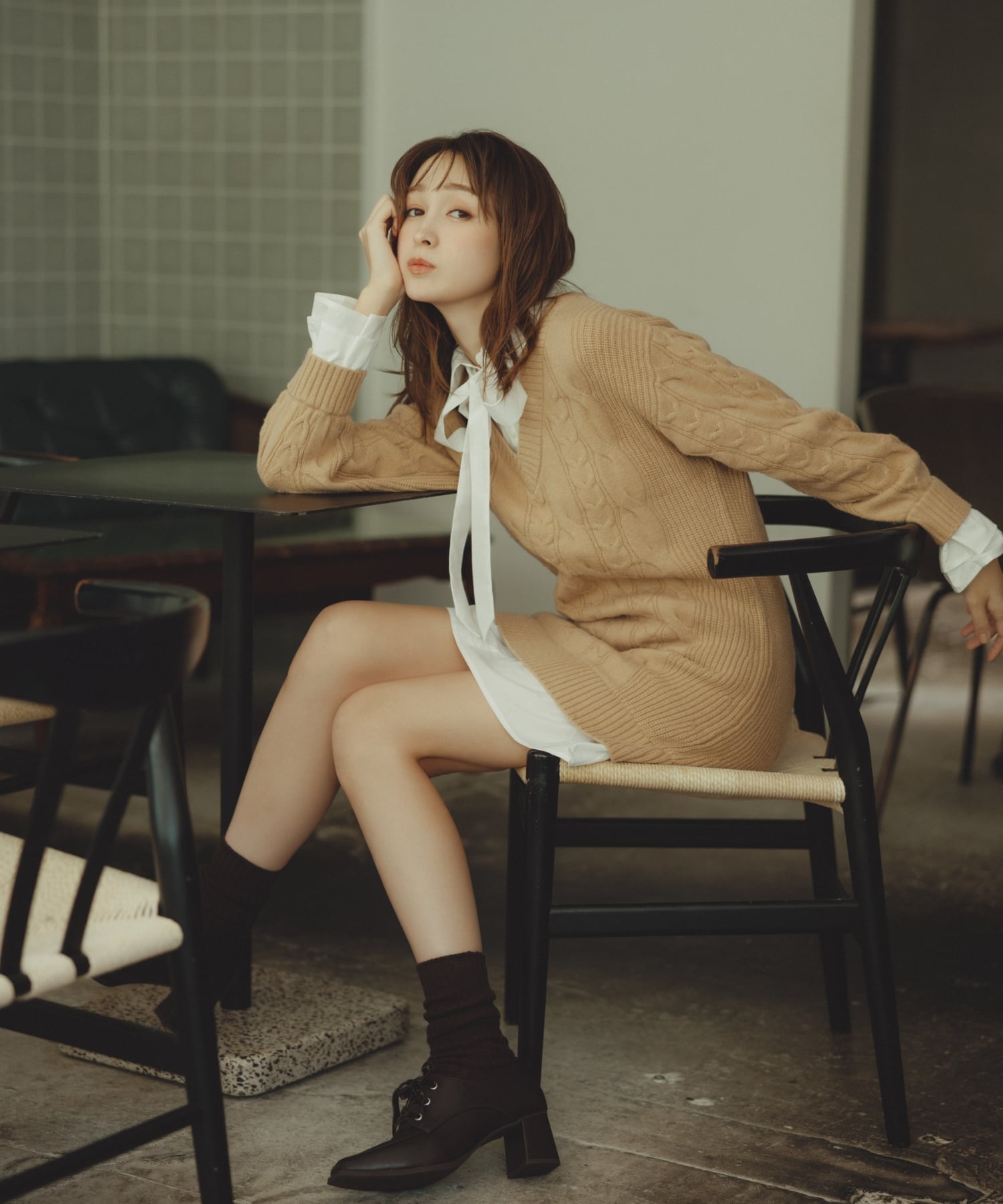 31 Sons de mode 2025秋冬新作 シャツレイヤードケーブルワンピース トランテアン ソン ドゥ モード ワンピース・ドレス ワンピース ブラウン ホワイト グレー【送料無料】のサムネイル