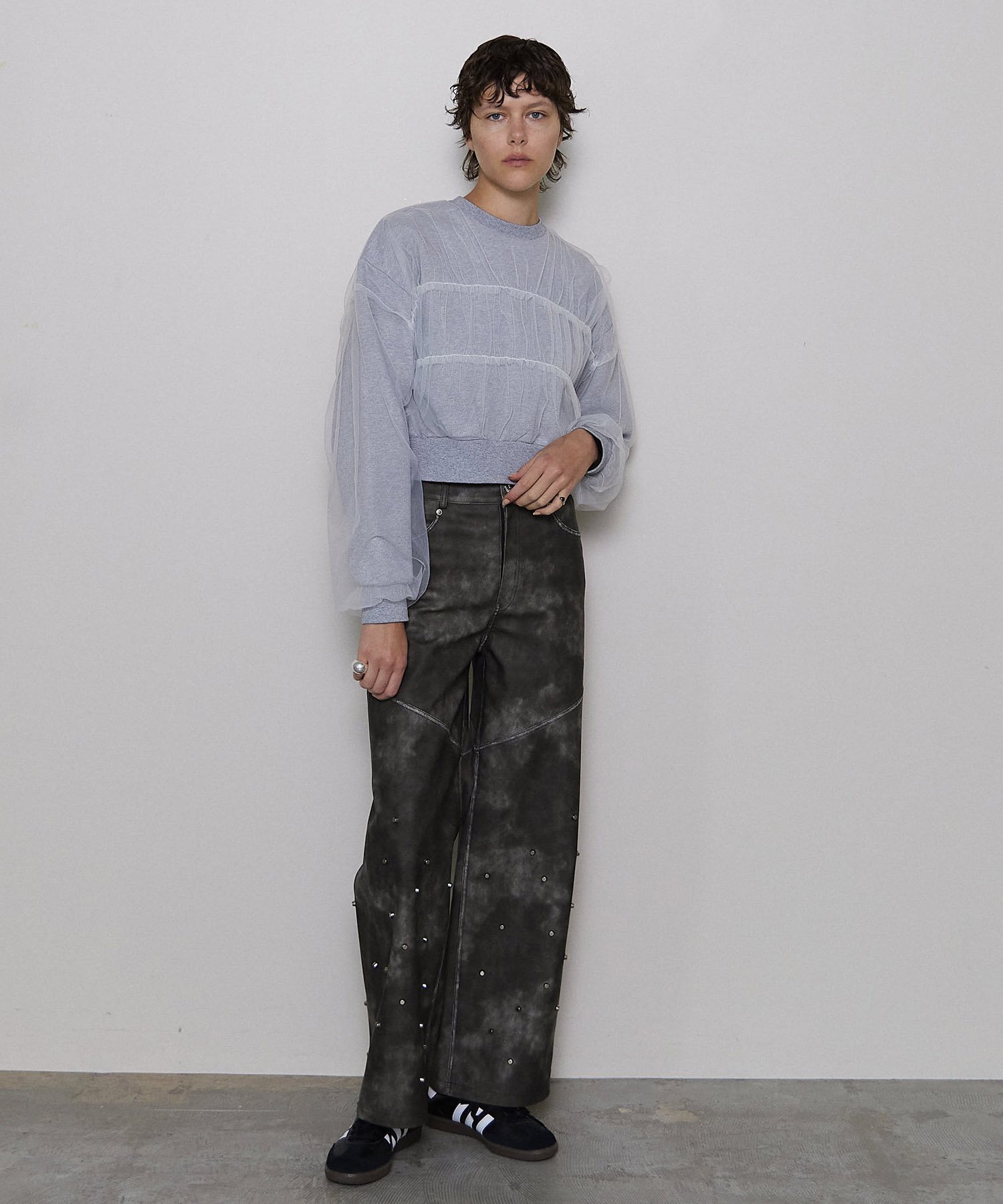 MAISON SPECIAL Studs Vegan Leather Straight Pants メゾンスペシャル パンツ その他のパンツ ベージュ グレー