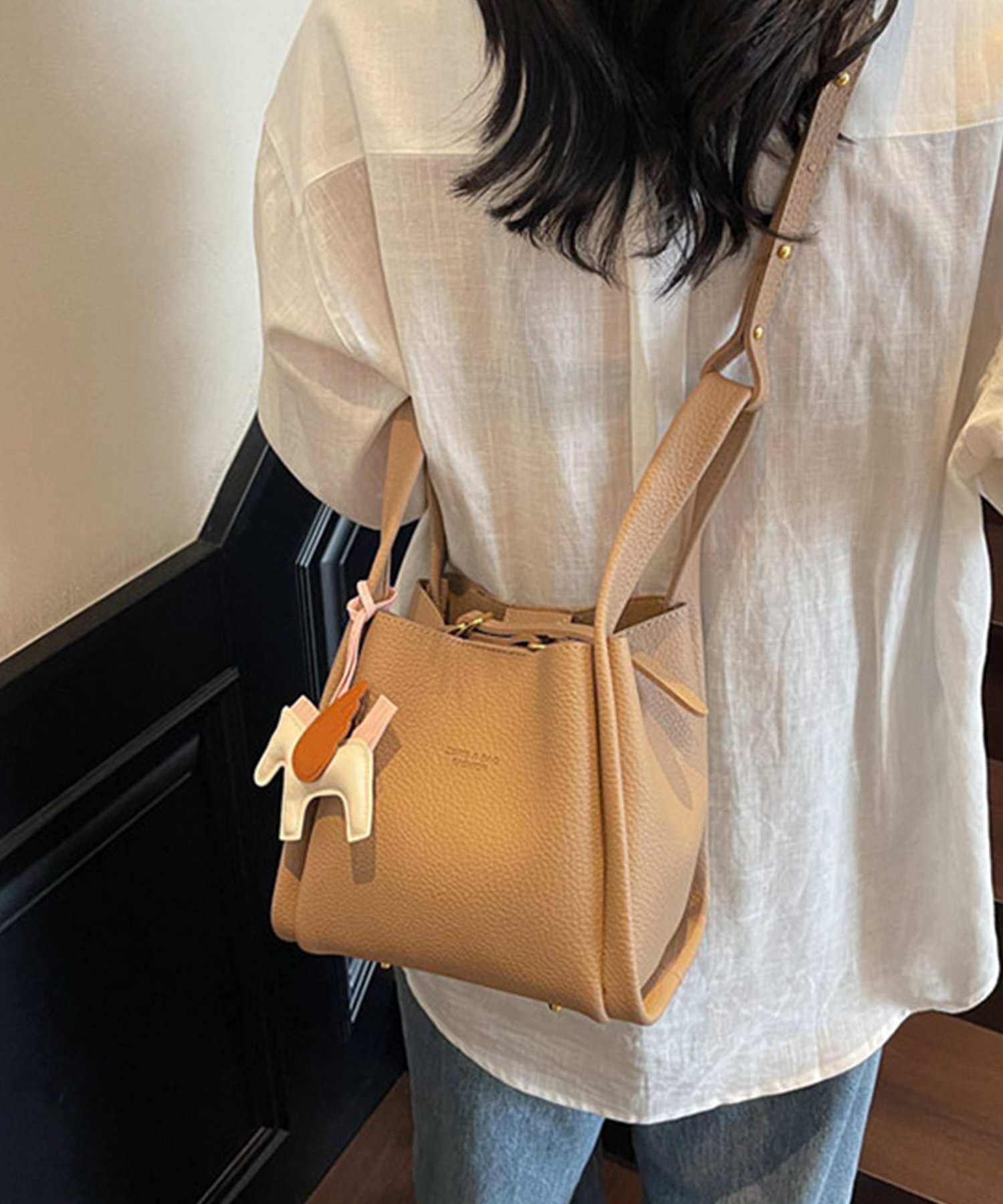 c.u.l バケツ型 ハンド ショルダーバッグ cula1293 チュクラ バッグ ショルダーバッグ ブラック ピンク ブルー レッド イエロー ベージュ ホワイト ブラウン