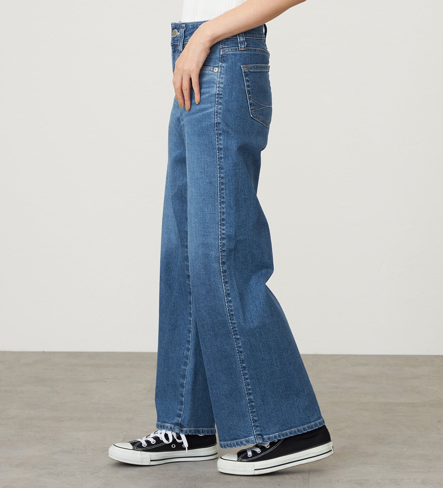 SOMETHING SOMETHING LISA セミワイドデニムパンツ エドウインオンラインモール パンツ ジーンズ・デニムパンツ ブルー