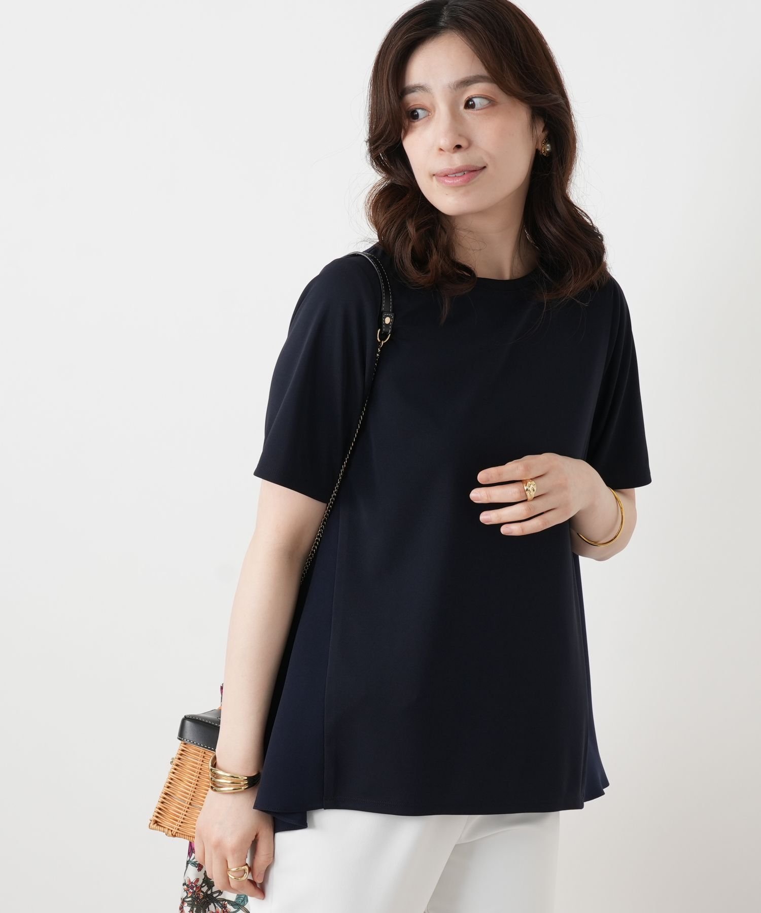 Leilian 異素材切替テールカットヘムカットソー【Leilian WHITE LABEL】 レリアン トップス カットソー・Tシャツ ネイビー ブラック ホワイト