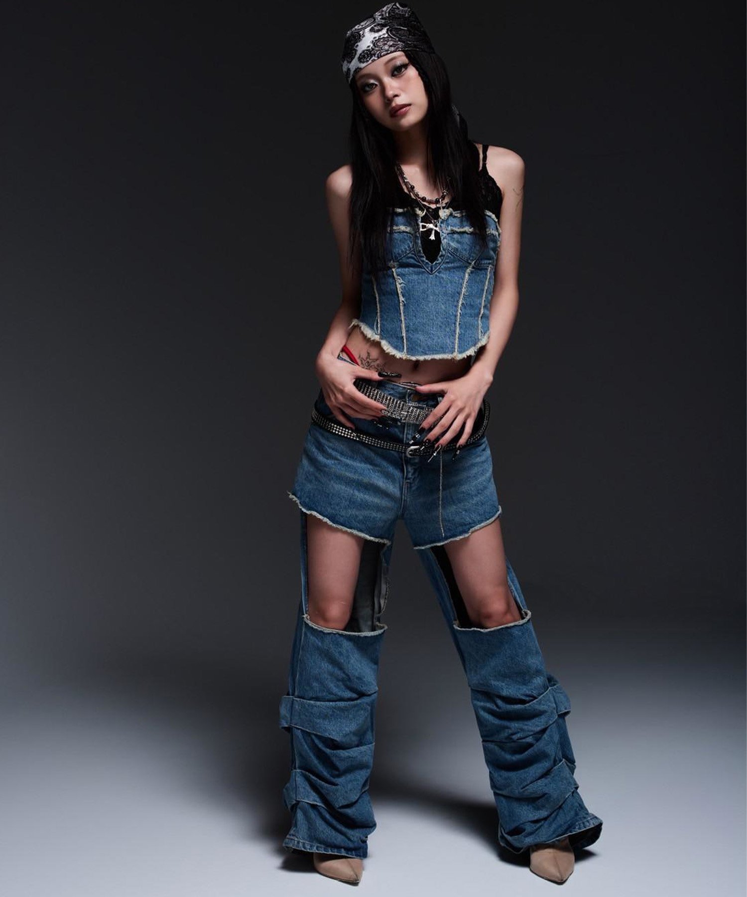 ROYAL FLASH MITSUKI/ミツキ/DENIM CUT-OUT PANTS ロイヤルフラッシュ パンツ ジーンズ・デニムパンツ ブラック ブルー