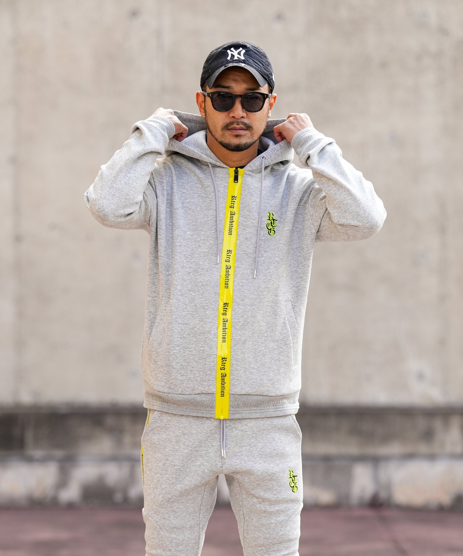 Retro Engine RTEG NEON/OE ZIP HOODIE アダムスジャグラー トップス パーカー・フーディー グレー ブラック【送料無料】
