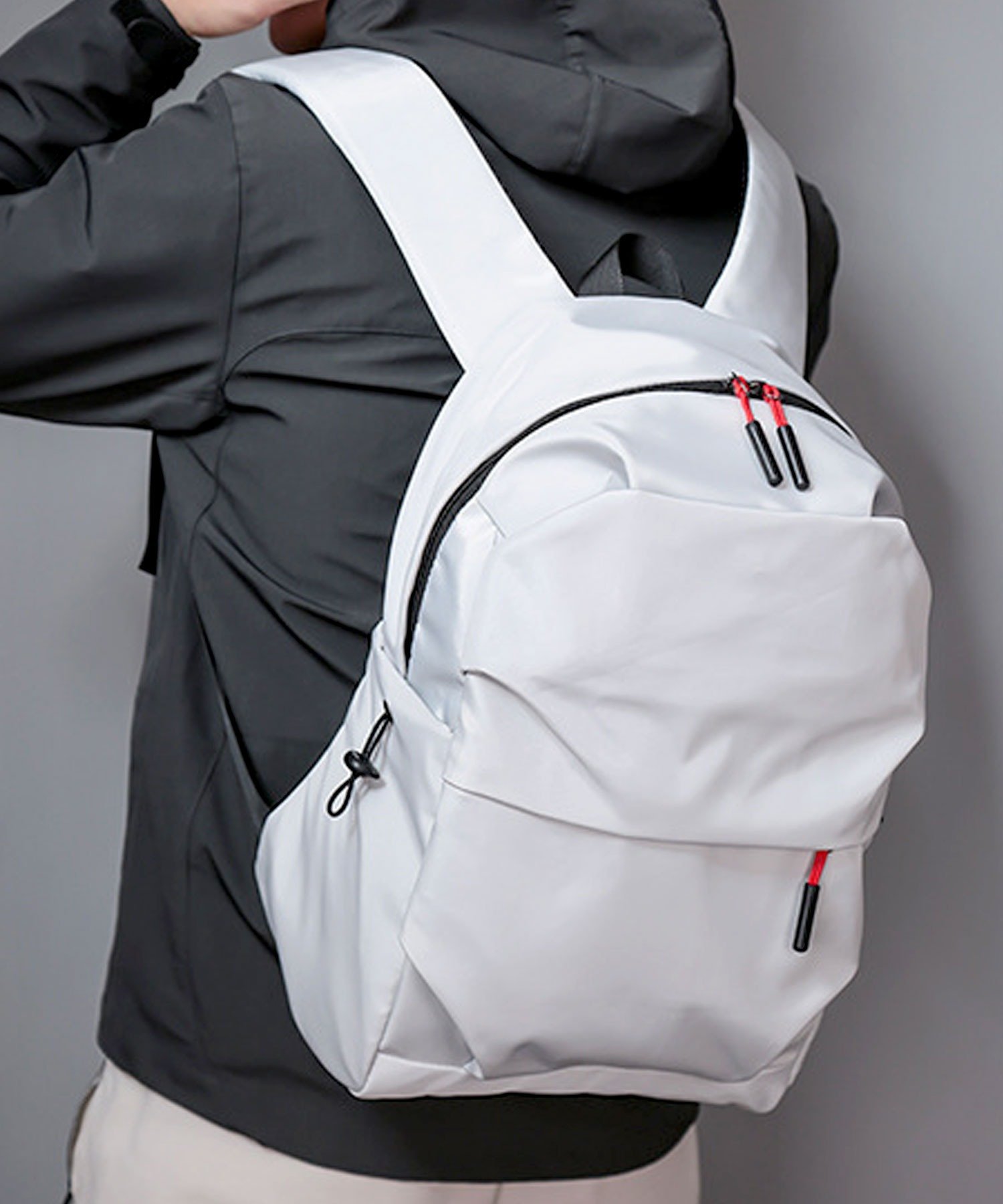 florist 【2サイズ展開/撥水・A4対応】丸みフォルム大容量ナイロンリュックサック フローリスト バッグ リュック・バックパック グレー ブラック【送料無料】のサムネイル