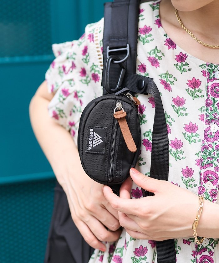 MICRO POUCH TAILMATE フリークスストア 財布・ポーチ・ケース パスケース・定期入れ ブラック パープル