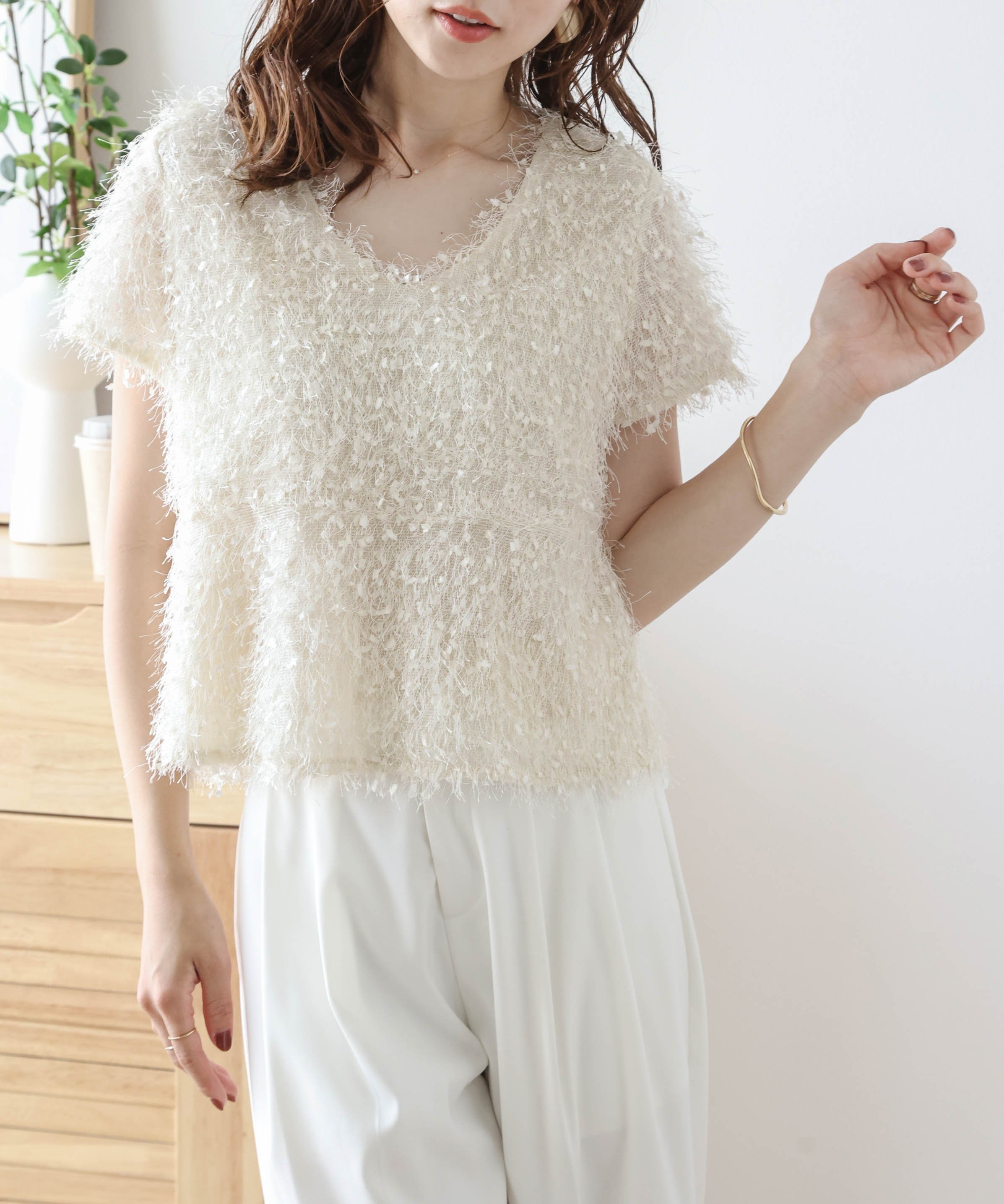 La-gemme フェザーフリンジ ペプラムトップス ラジュール トップス カットソー・Tシャツ ブラック ホワイト ピンク ベージュ