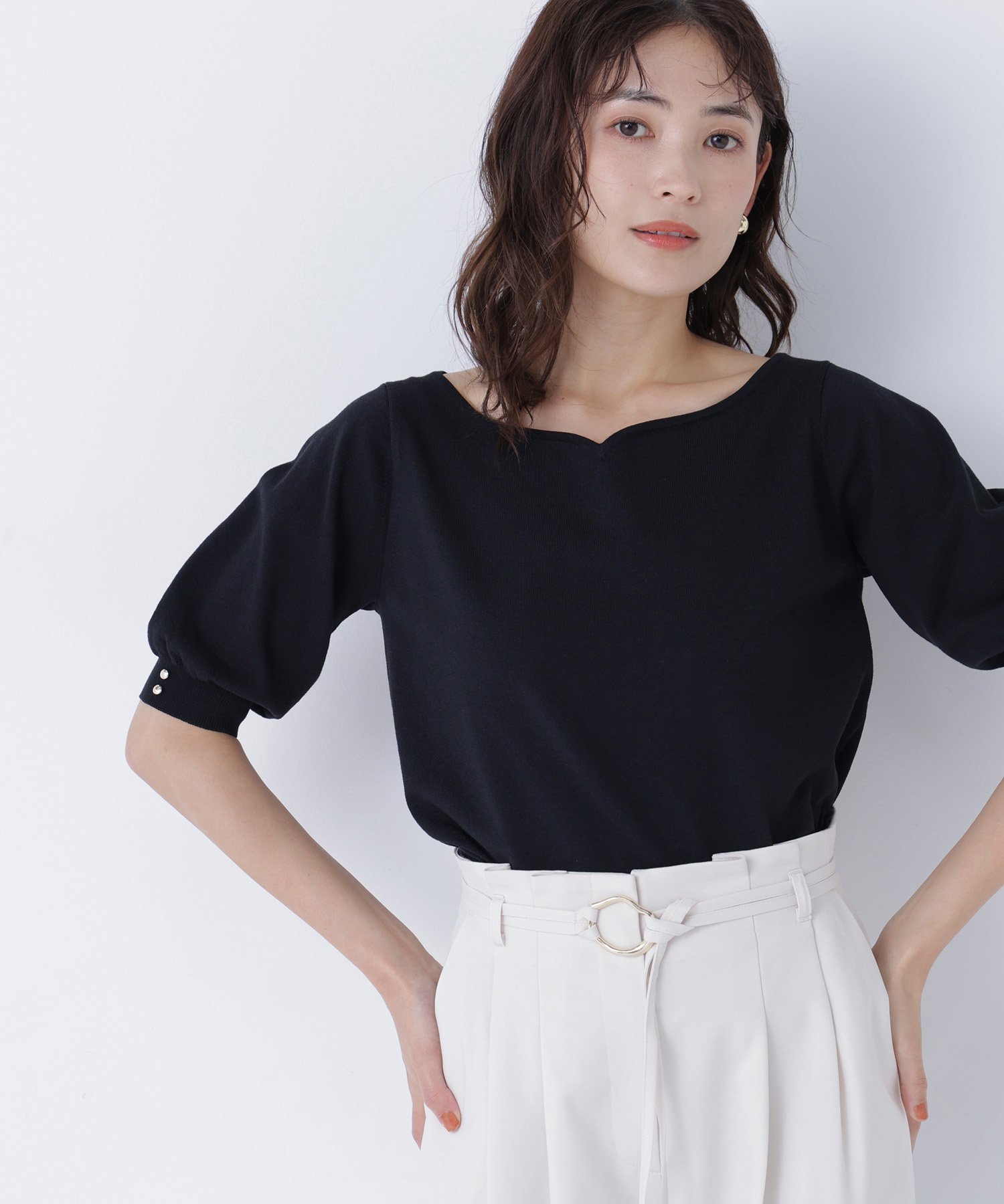 NATURAL BEAUTY BASIC ハートネックベーシックニット ナチュラルビューティベーシック トップス ニット ブラウン ホワイト ブラック ブルー