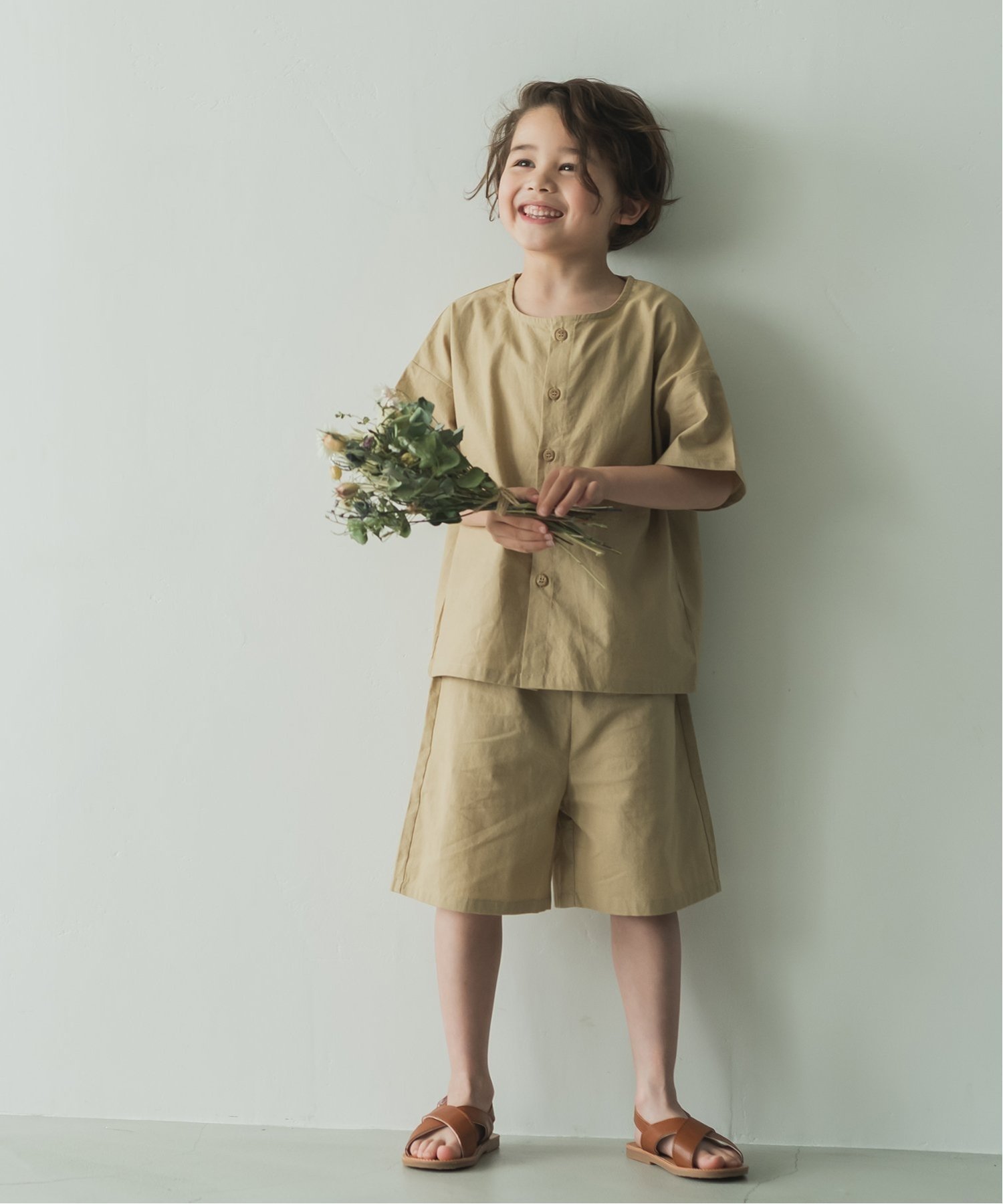 【SALE／30%OFF】riziere 3WAYノーカラーハーフパンツセットアップ リジェール ワンピース・ドレス その他のワンピース・ドレス ベージュ カーキのサムネイル