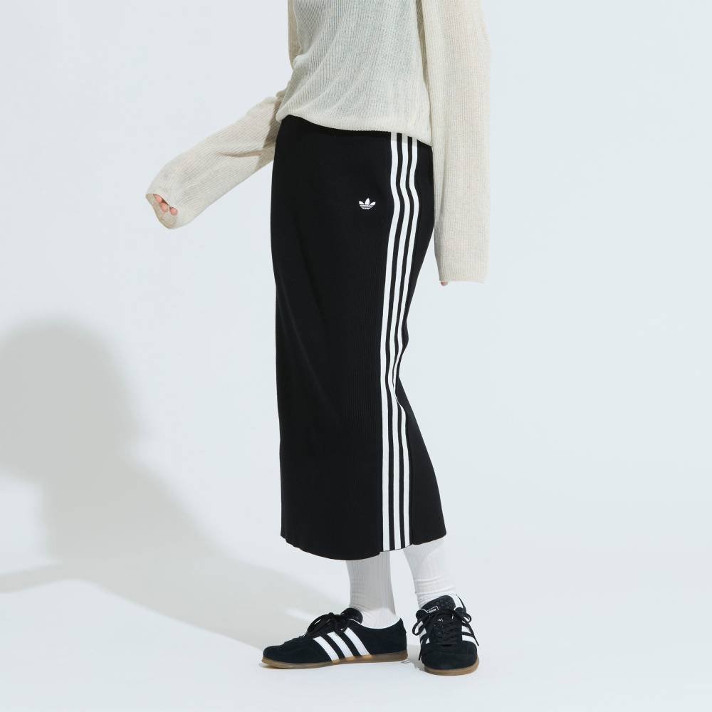 adidas 【公式】アディダス adidas アディカラー ニット スリーストライプス スカート アディダス トップス その他のトップス ブラック【送料無料】のサムネイル