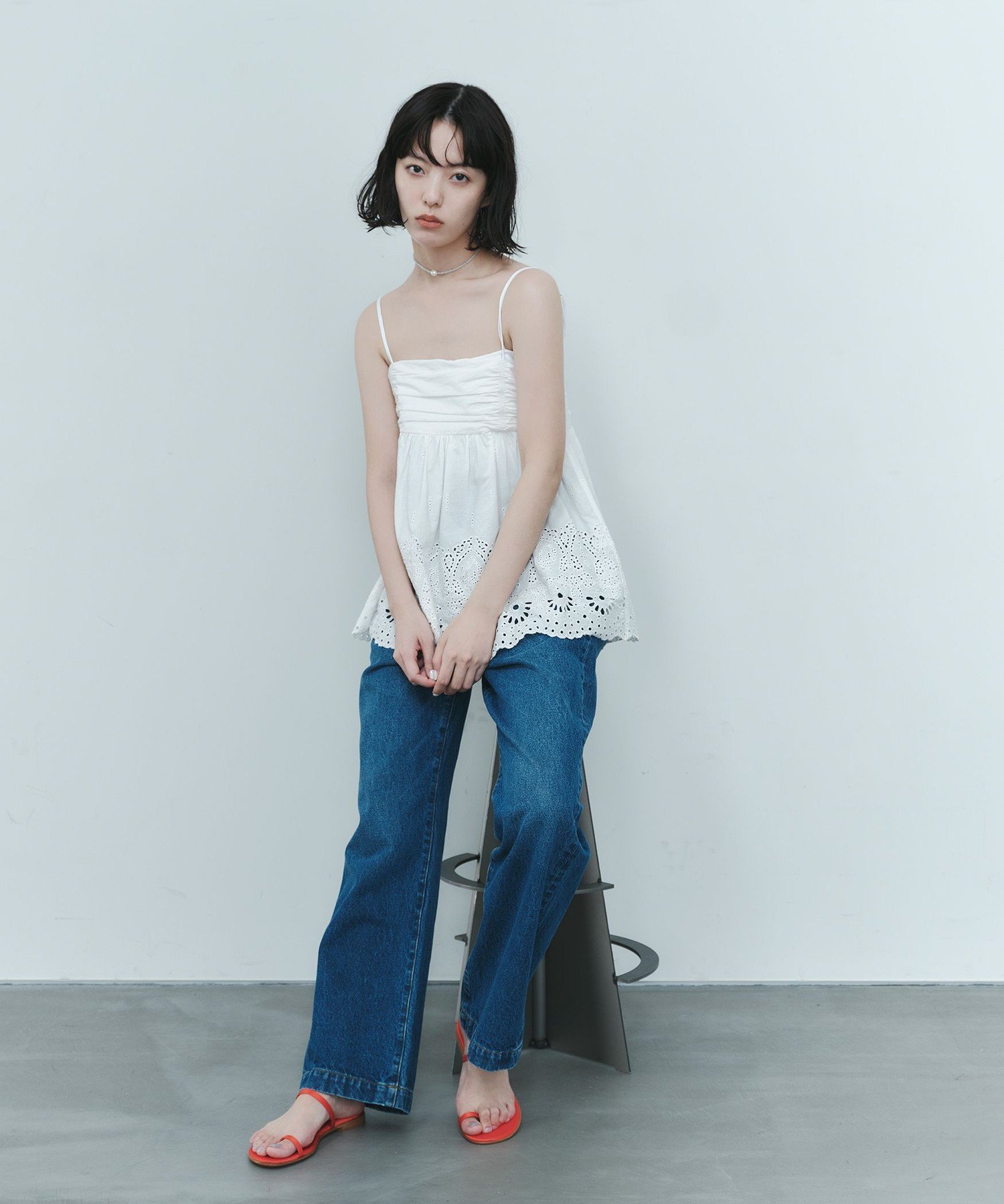 ＜EMMEL REFINES＞EM スカラ シシュウ キャミ ユナイテッドアローズ グリーンレーベルリラクシング トップス シャツ・ブラウス ブラック ホワイト