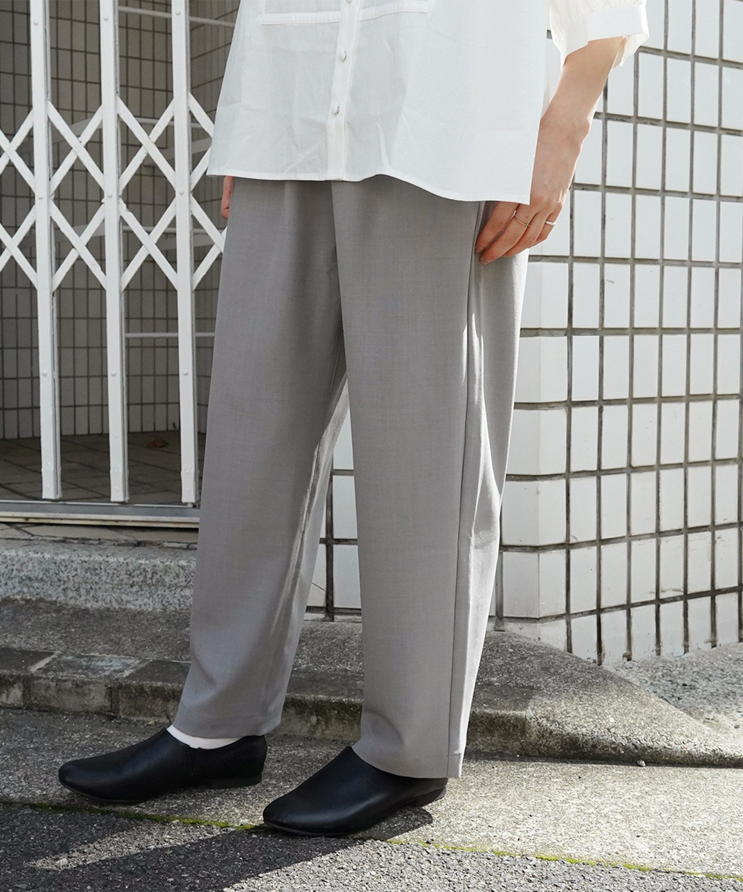 オローネ ランドスケープパンツ タンデイ スー パンツ その他のパンツ ブラック グレー