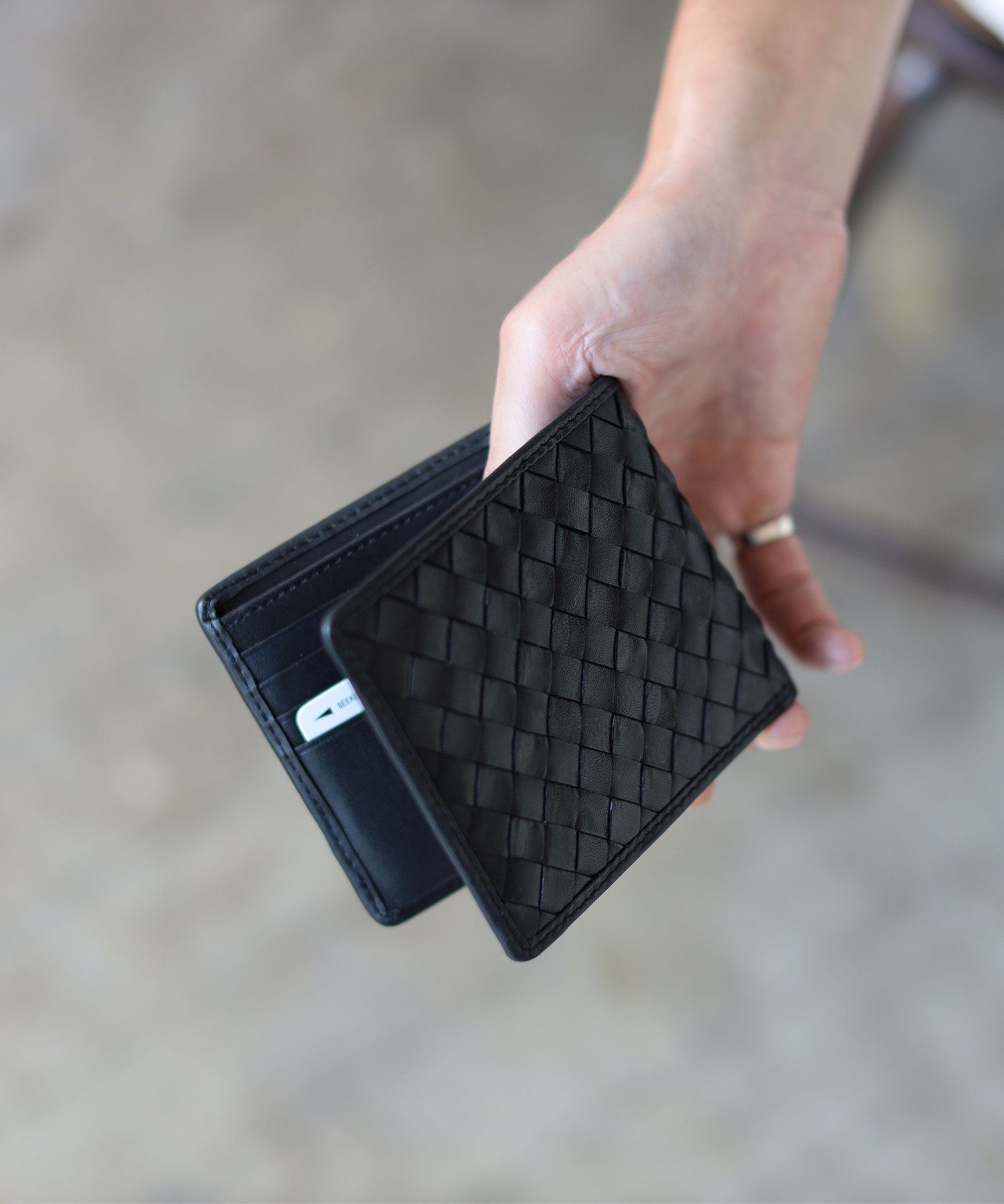 【SALE／30%OFF】B:MING by BEAMS SEEKER / レザー メッシュ 2つ折りウォレット ビーミング ライフストア バイ ビームス 財布・ポーチ・ケース 財布 ブラック【送料無料】