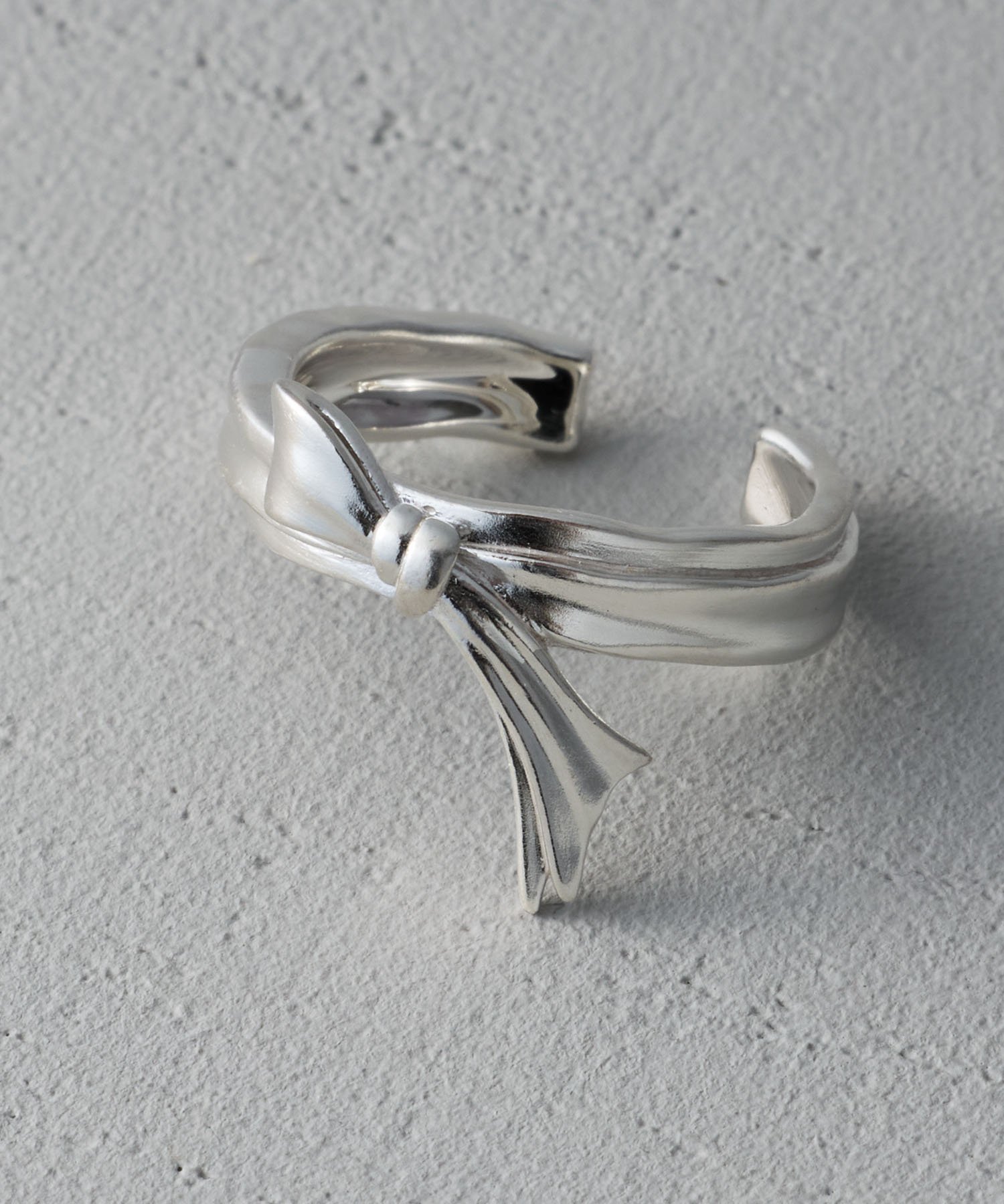 Flutter Bow Ring M アンドクラウド アクセサリー・腕時計 リング・指輪 シルバー