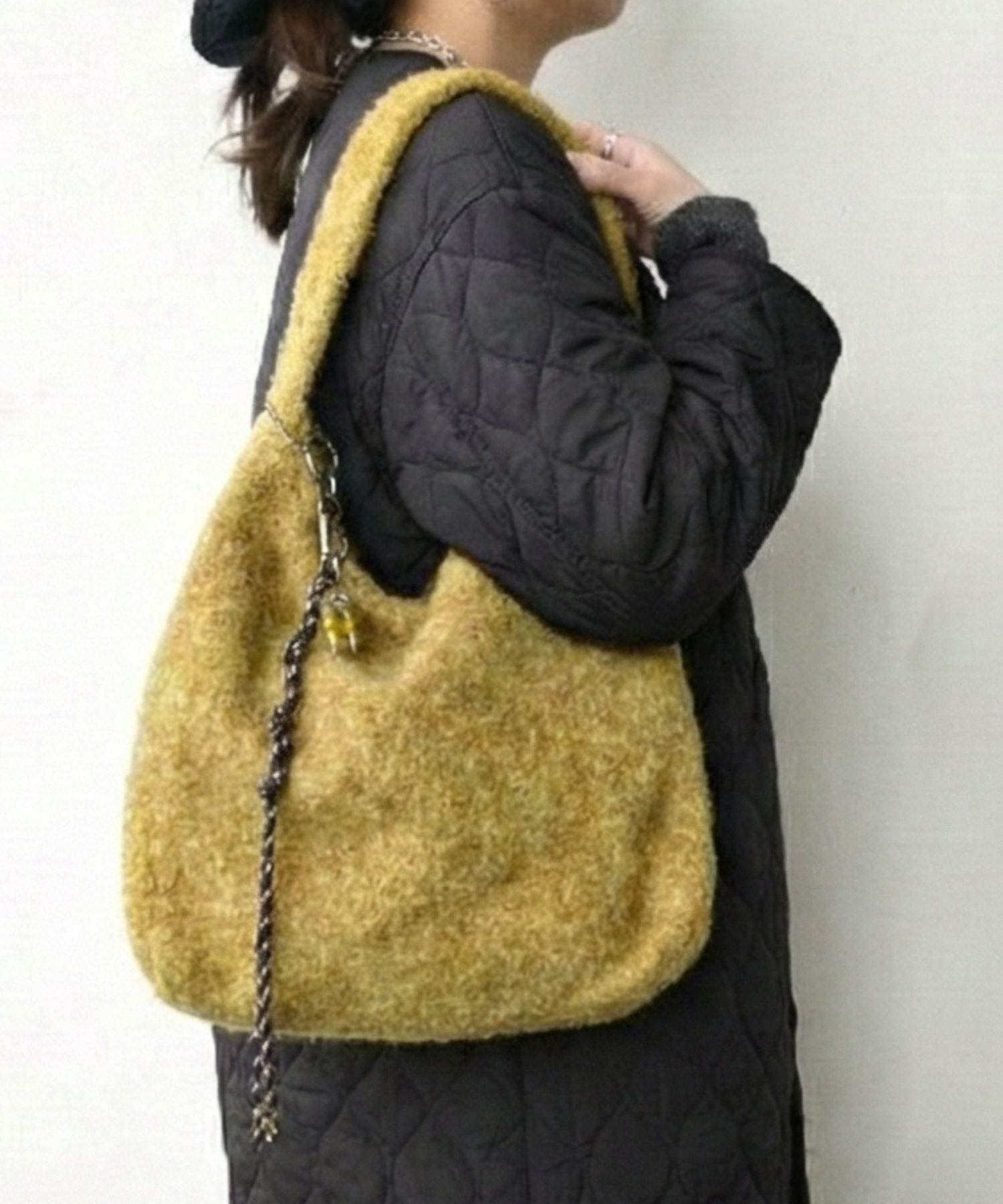 【SALE／62%OFF】styiro styiro/シャギートートバッグ イストワール バッグ トートバッグ イエロー レッド ブラウン ブルー
